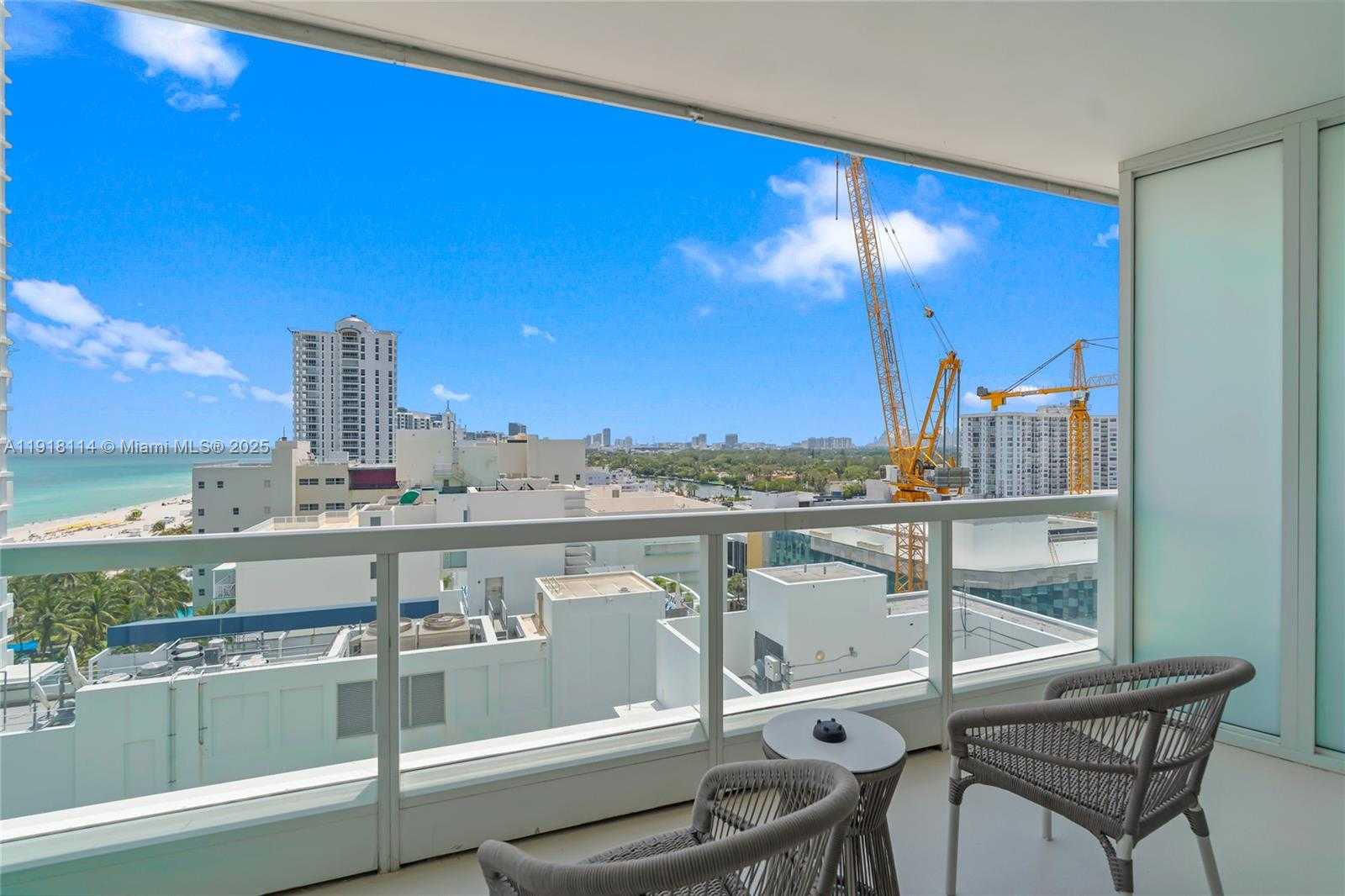 Small Image of 4391 COLLINS AVE #1118, Miami Beach Number 24