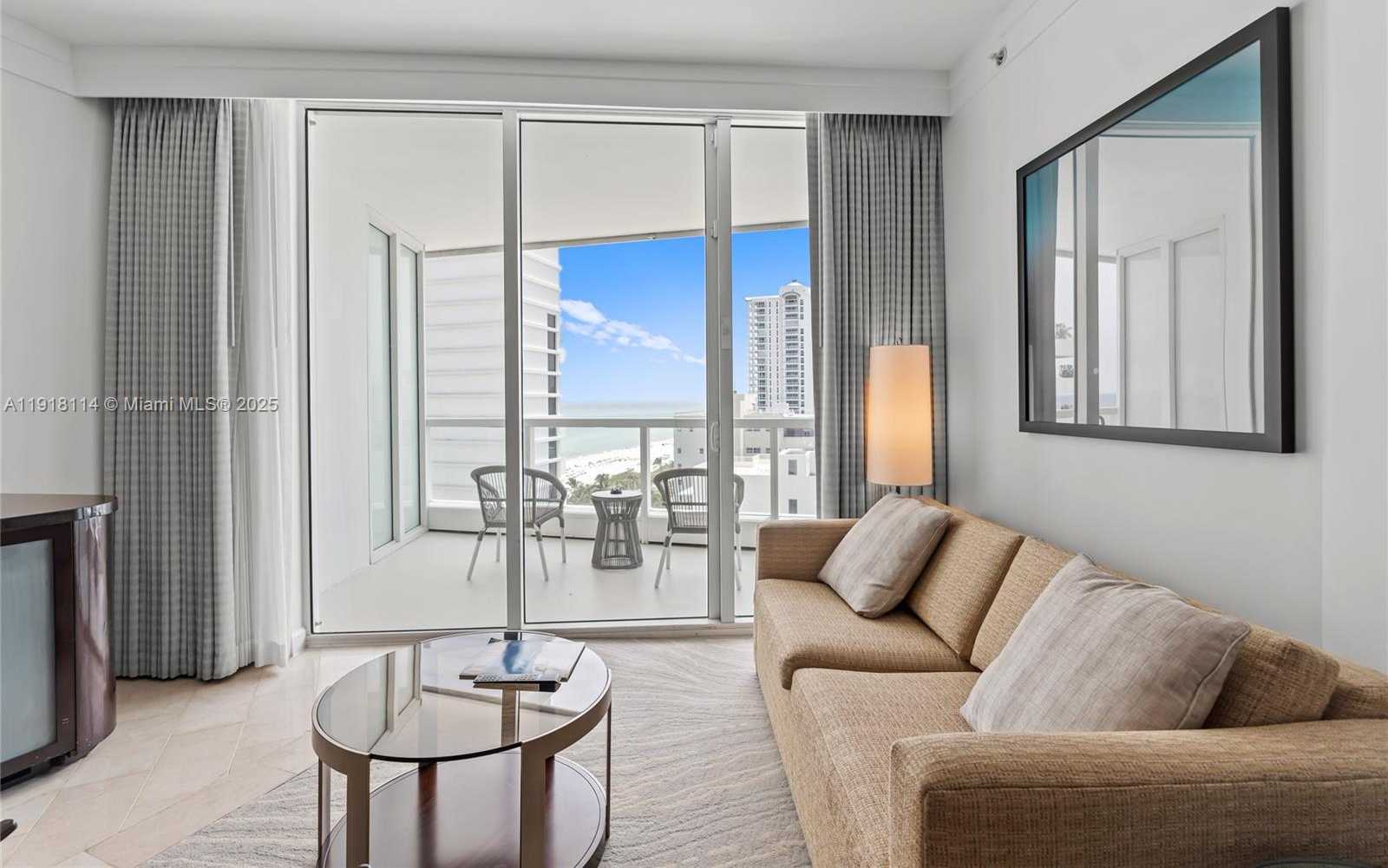 Small Image of 4391 COLLINS AVE #1118, Miami Beach Number 5