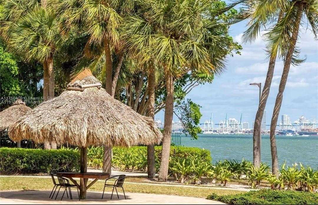 Small Image of 2451 BRICKELL AVE #10M, Miami Number 13