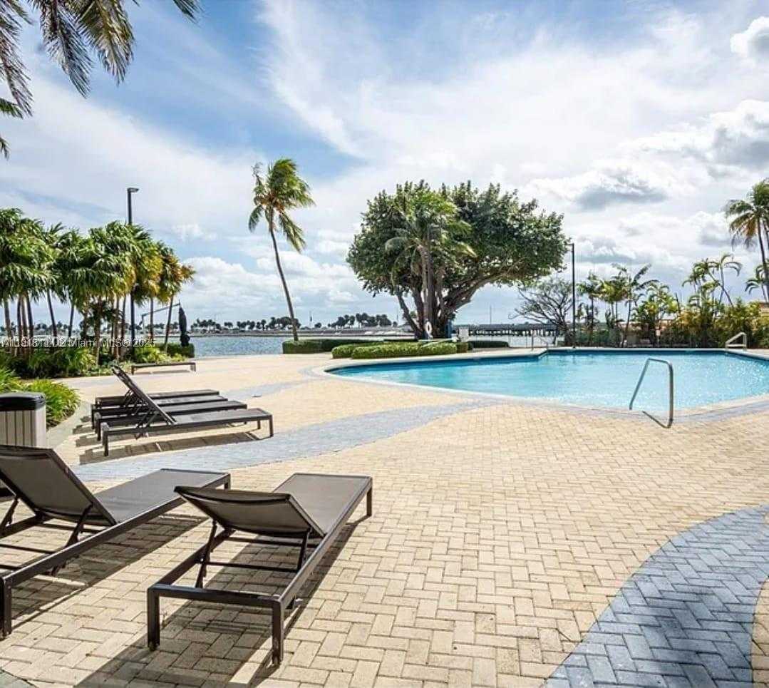 Small Image of 2451 BRICKELL AVE #10M, Miami Number 14