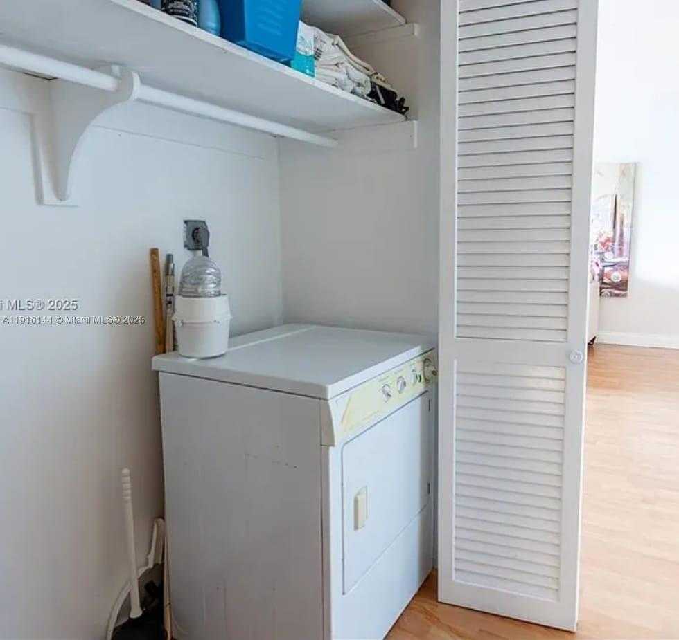 Small Image of 2451 BRICKELL AVE #10M, Miami Number 17