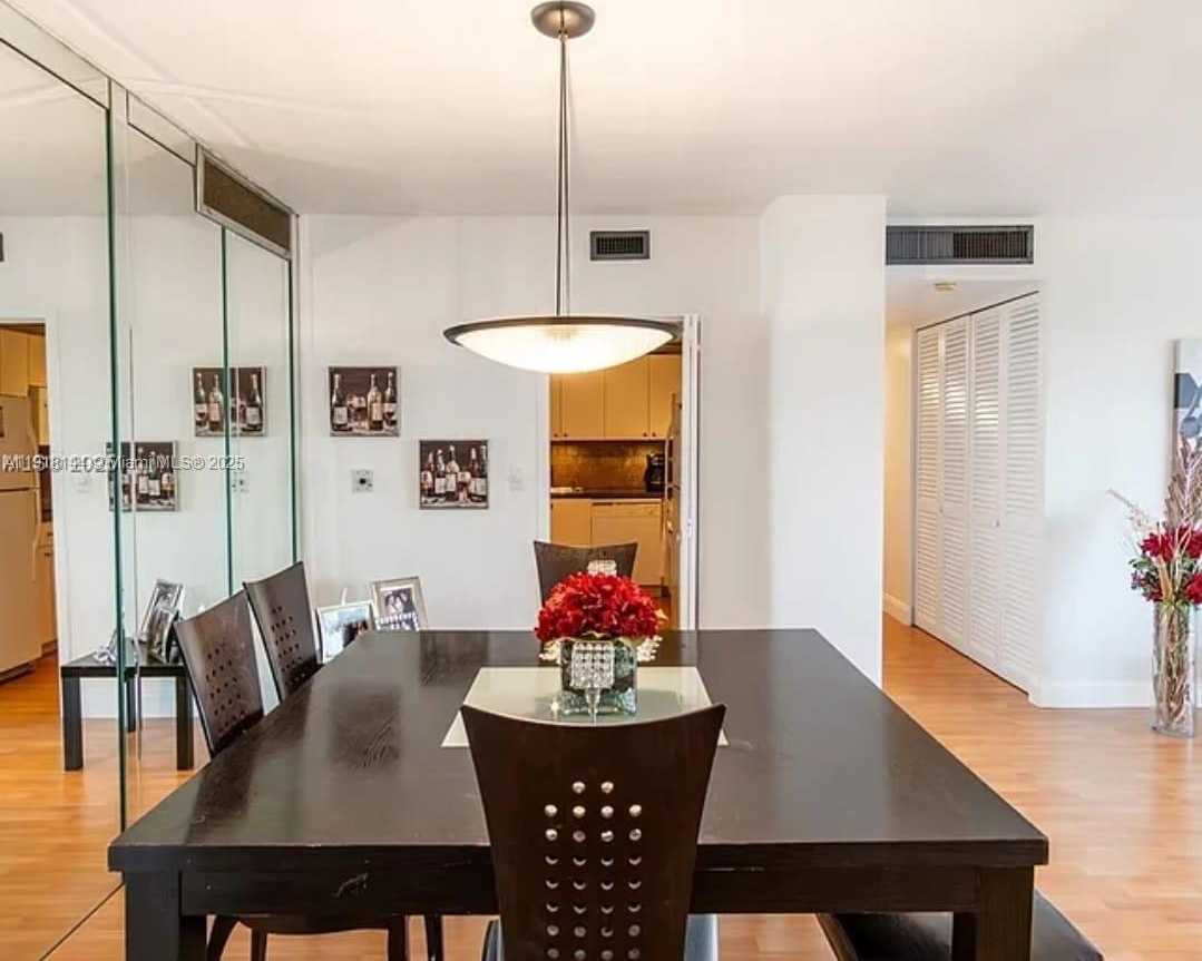 Small Image of 2451 BRICKELL AVE #10M, Miami Number 3