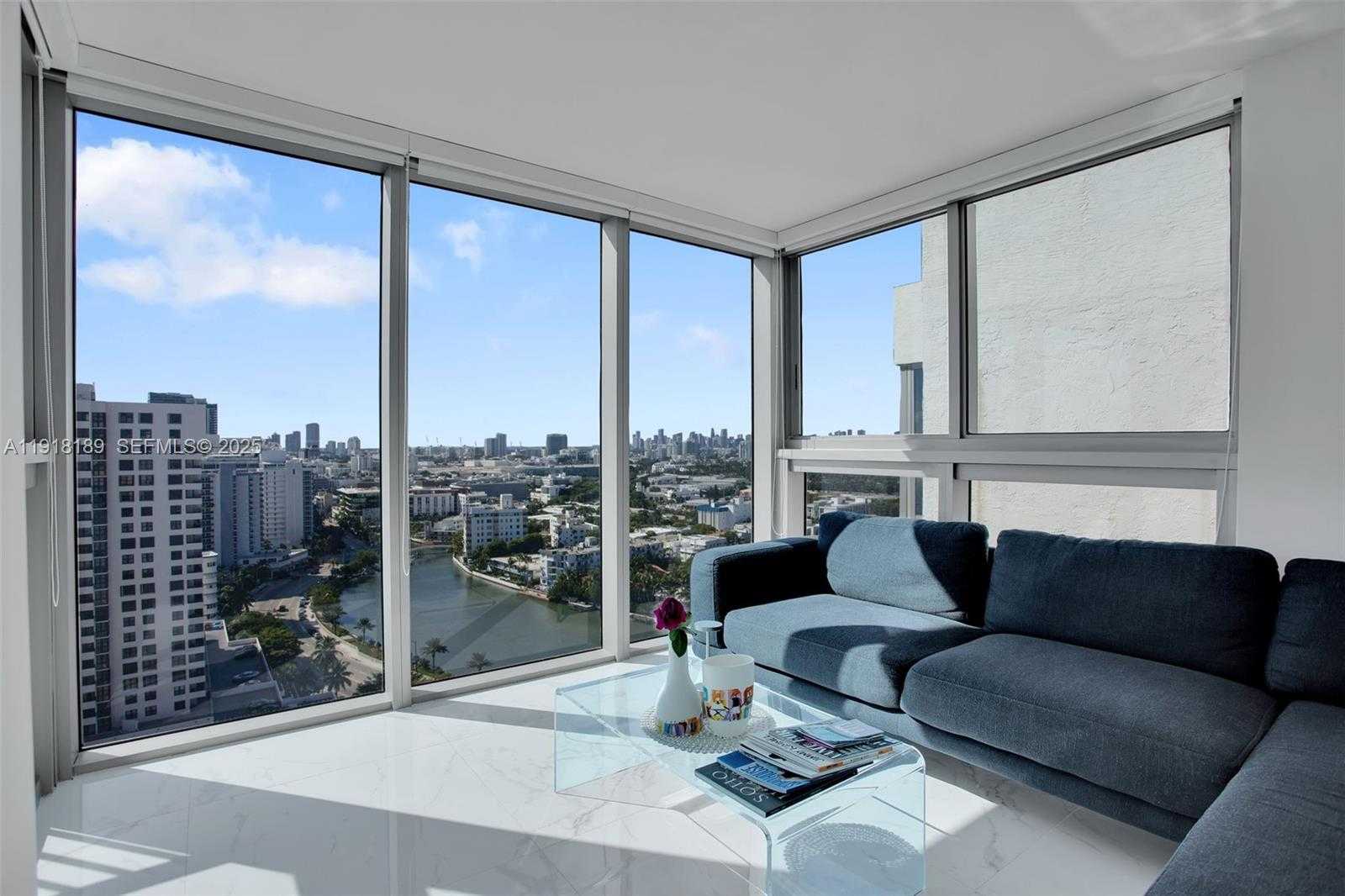 Small Image of 2655 COLLINS AVE #PH06/08, Miami Beach Number 19