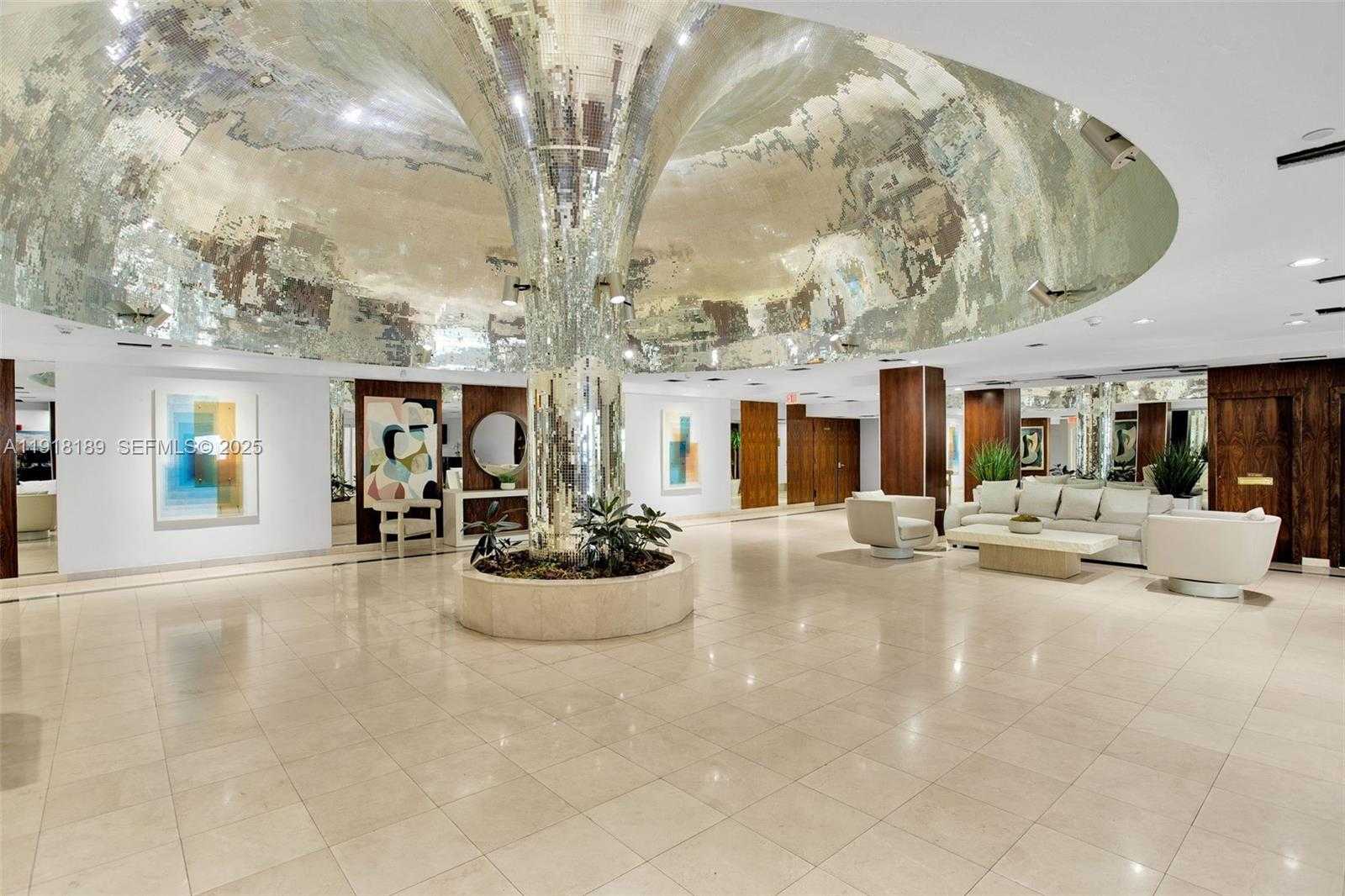 Small Image of 2655 COLLINS AVE #PH06/08, Miami Beach Number 41