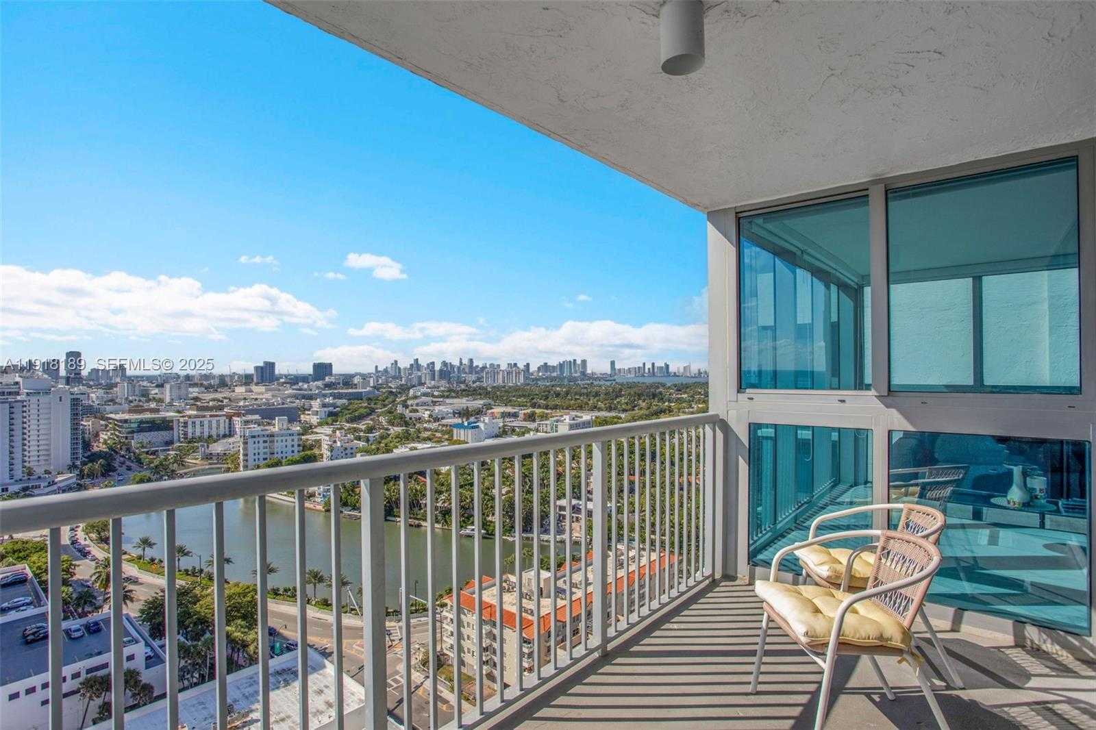 Small Image of 2655 COLLINS AVE #PH06/08, Miami Beach Number 8