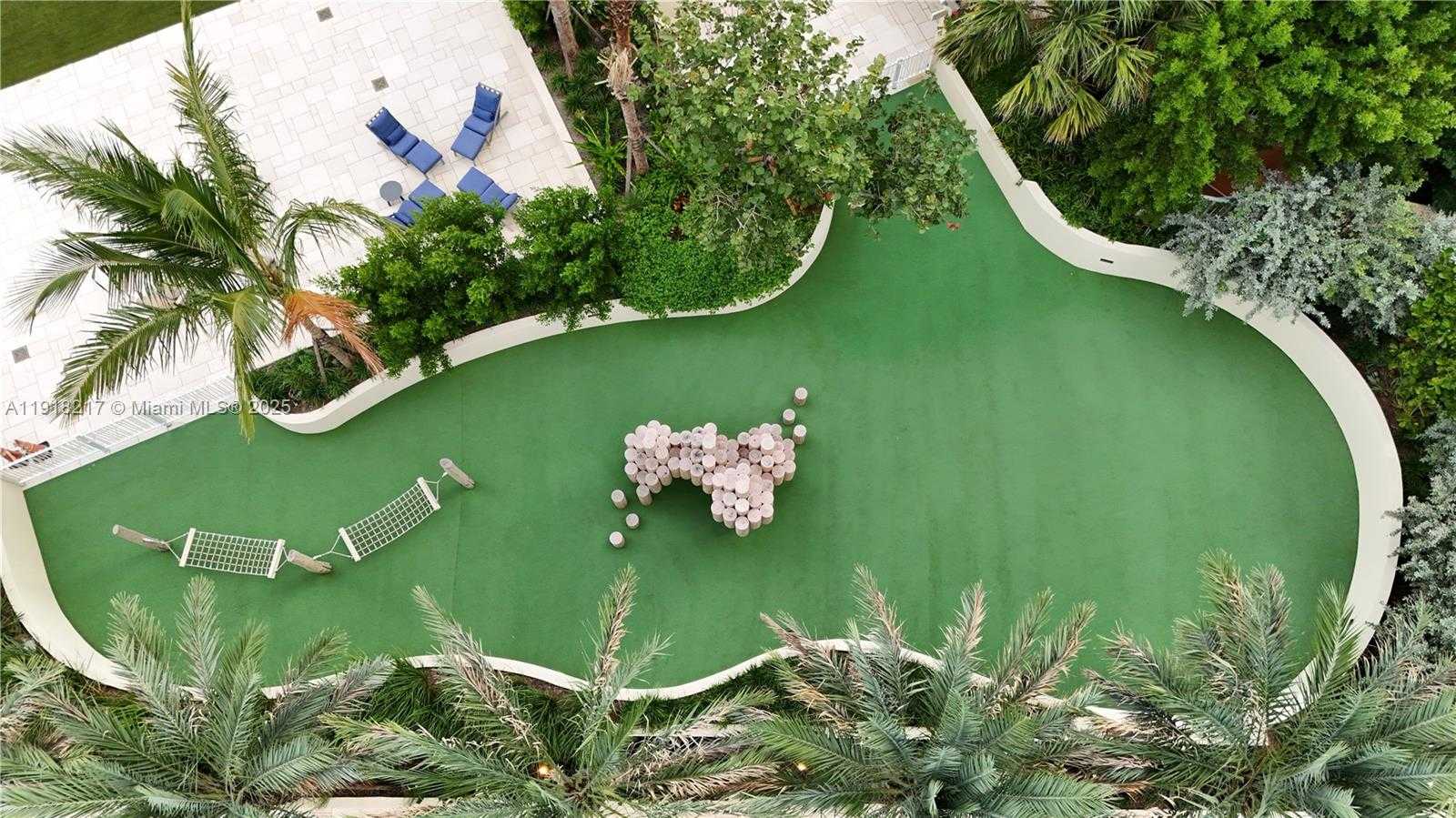 Small Image of 300 SOUTH POINTE DR #906, Miami Beach Number 40