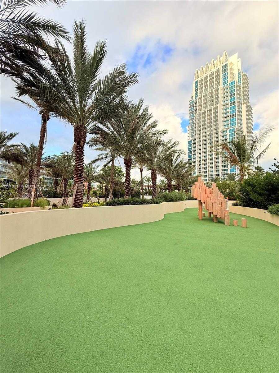 Small Image of 300 SOUTH POINTE DR #906, Miami Beach Number 43
