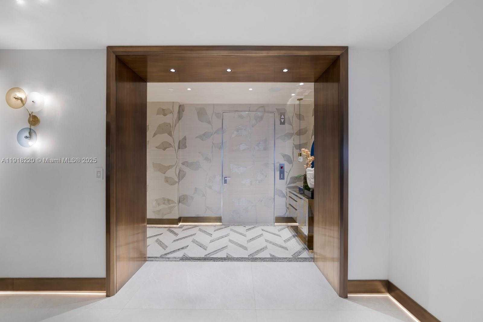 Small Image of 6800 FISHER ISLAND DR #6864, Miami Beach Number 34