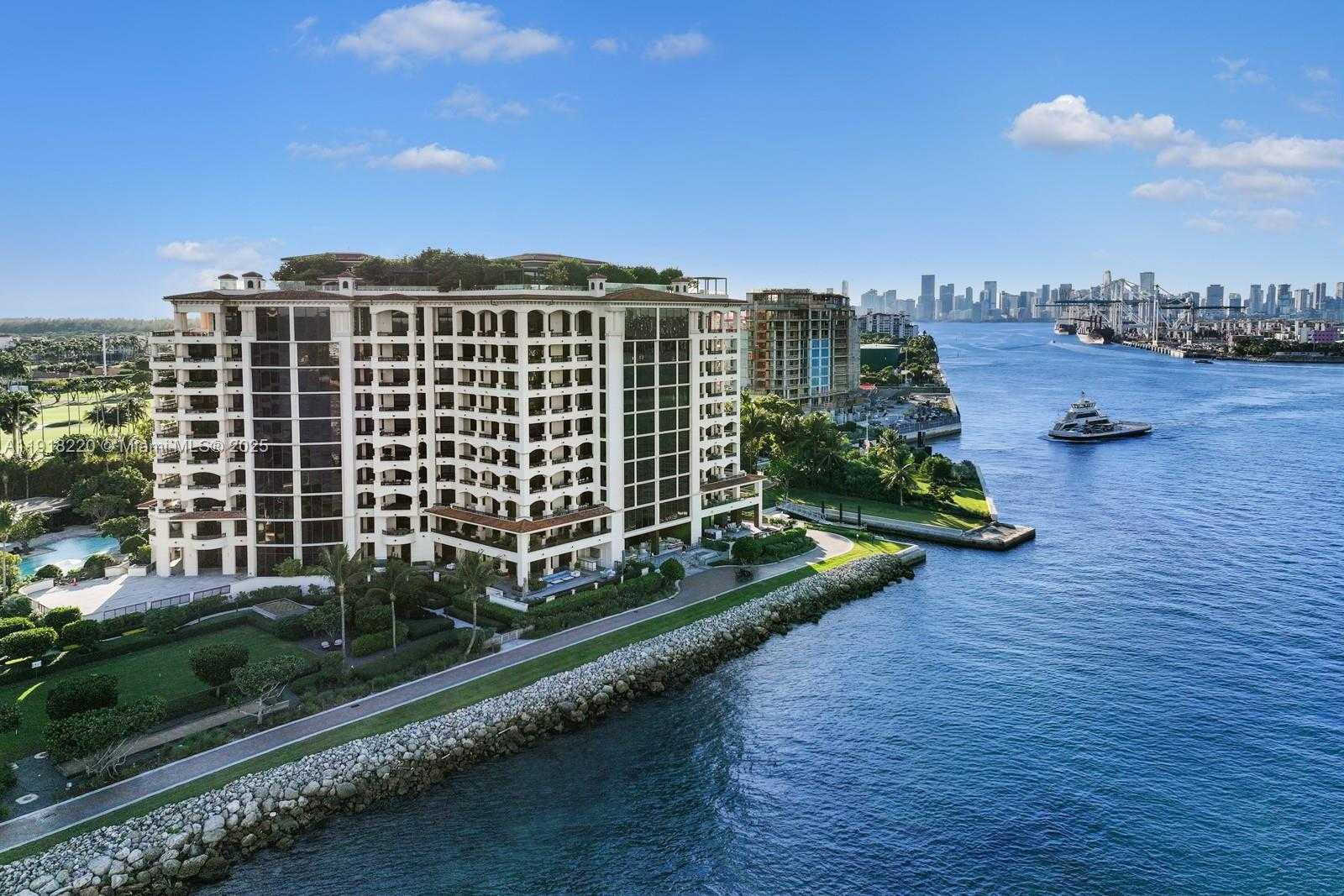Small Image of 6800 FISHER ISLAND DR #6864, Miami Beach Number 46
