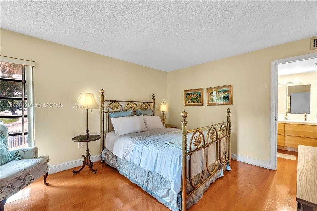 Small Image of 8850 SOUTH WEST 123RD CT #H201, Miami Number 12