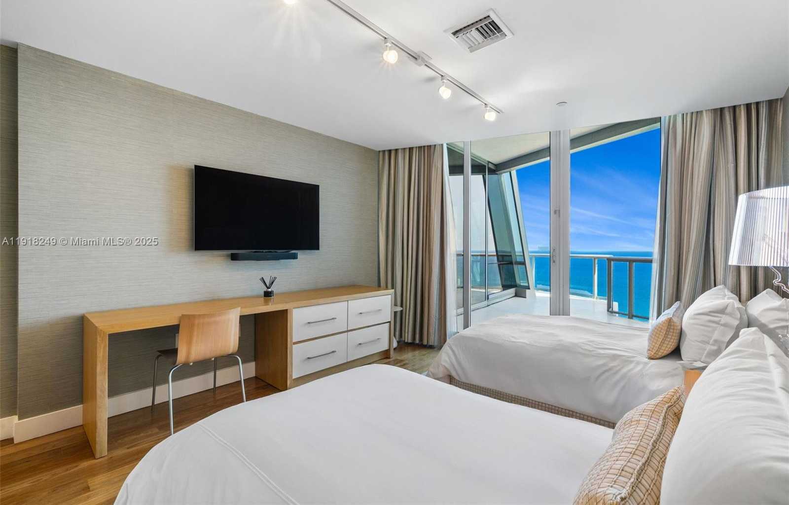 Small Image of 17121 COLLINS AVE #4806, Sunny Isles Beach Number 14