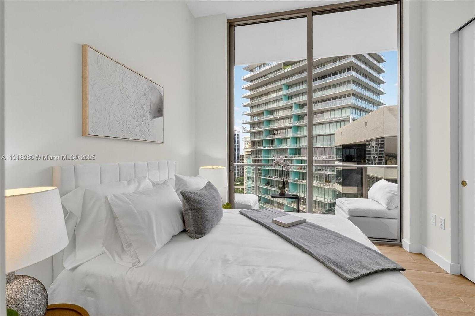 Small Image of 2655 SOUTH BAYSHORE DR #1409, Miami Number 25