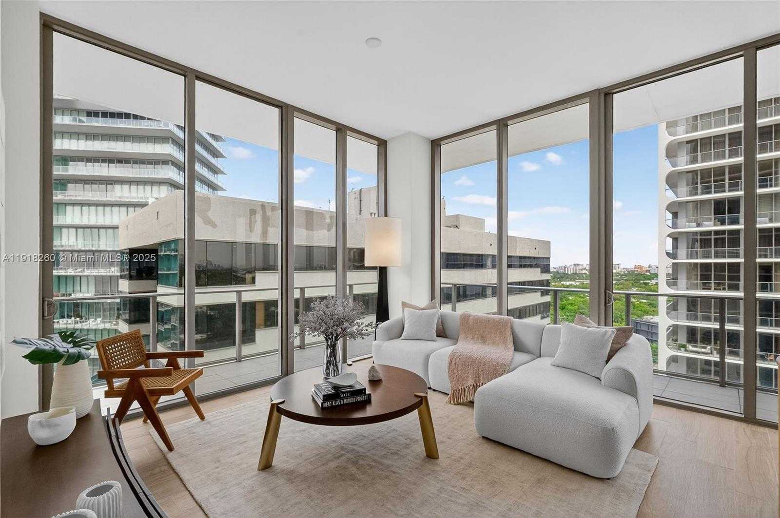 Small Image of 2655 SOUTH BAYSHORE DR #1409, Miami Number 3