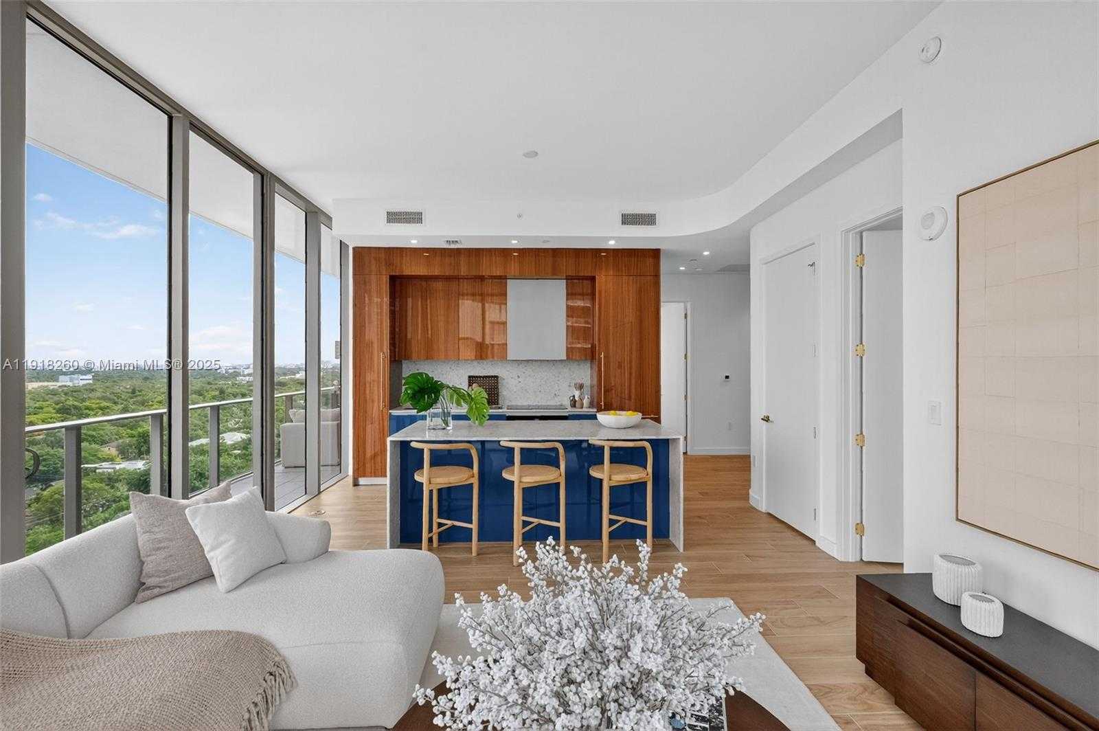 Small Image of 2655 SOUTH BAYSHORE DR #1409, Miami Number 7