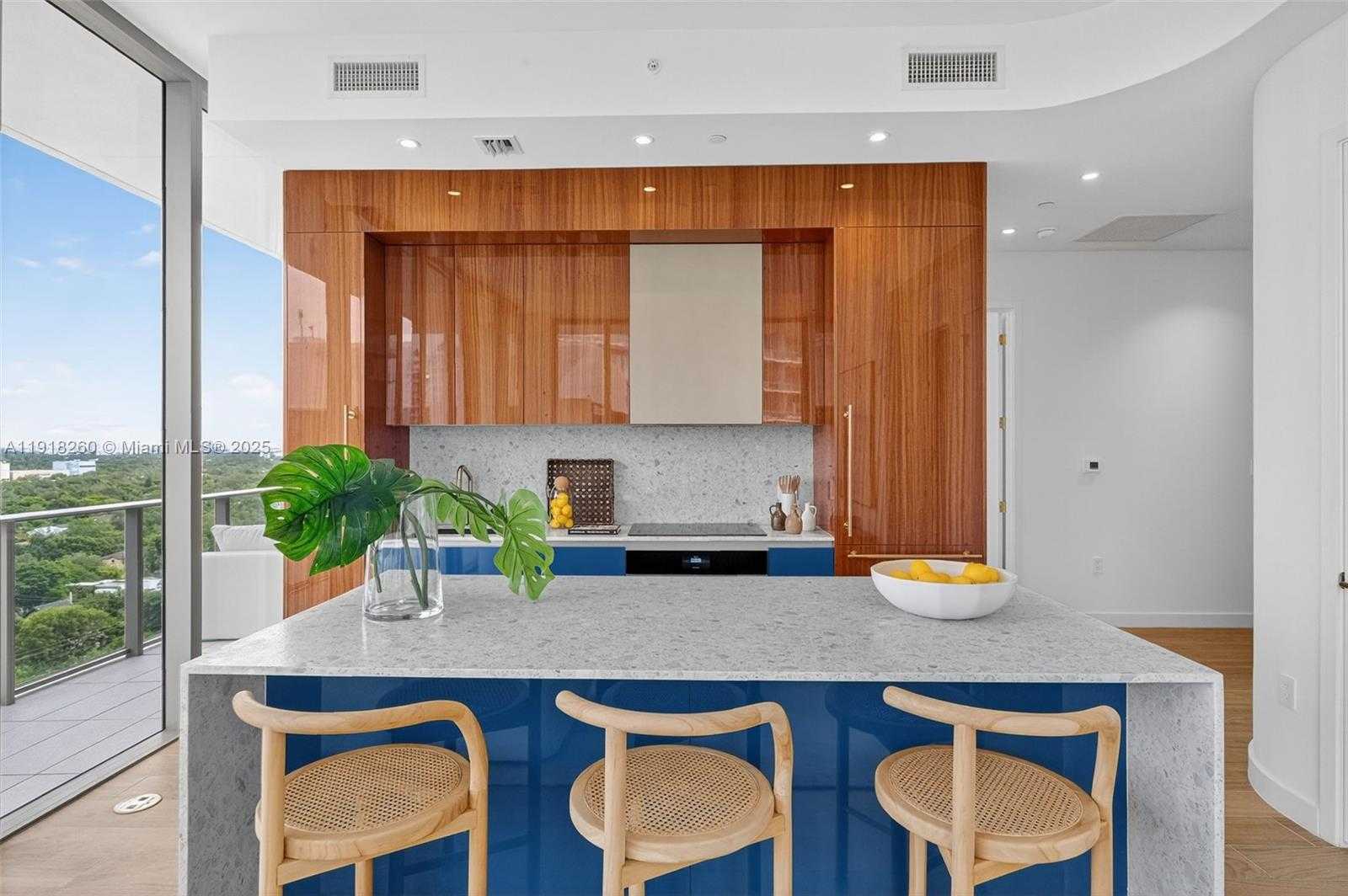 Small Image of 2655 SOUTH BAYSHORE DR #1409, Miami Number 9