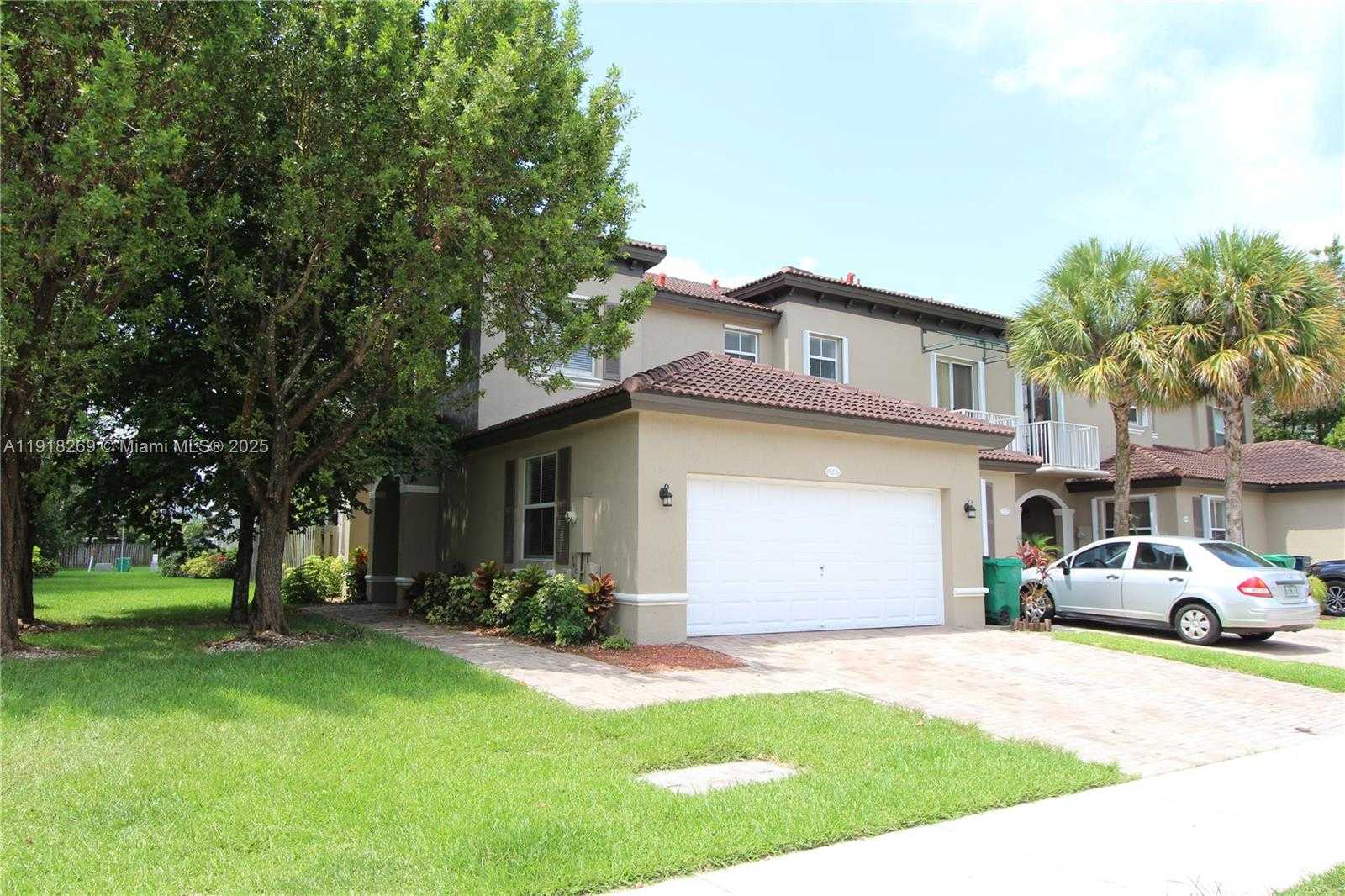 Small Image of 15276 SOUTH WEST 88TH TER, Miami Number 16