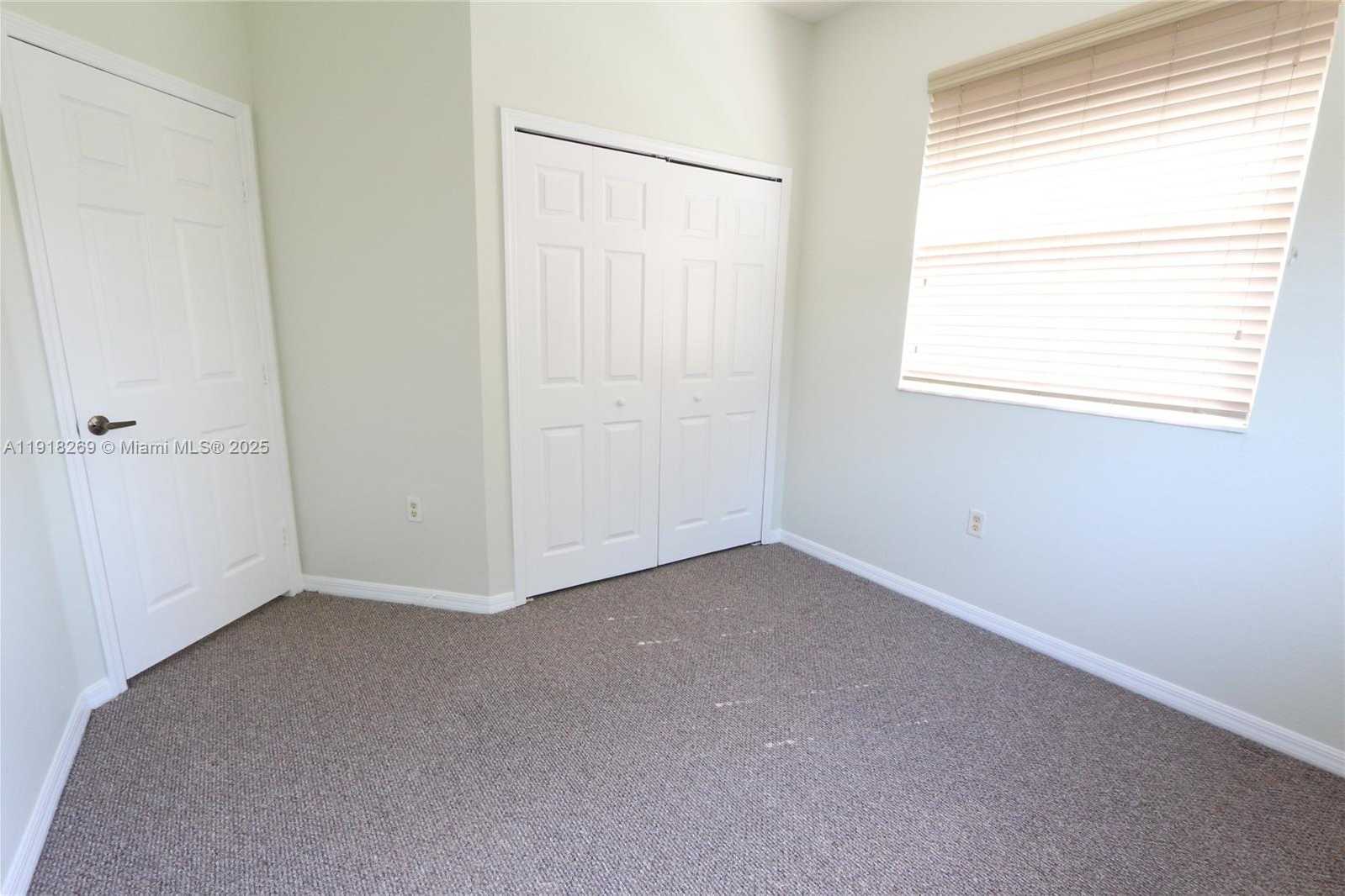 Small Image of 15276 SOUTH WEST 88TH TER, Miami Number 21