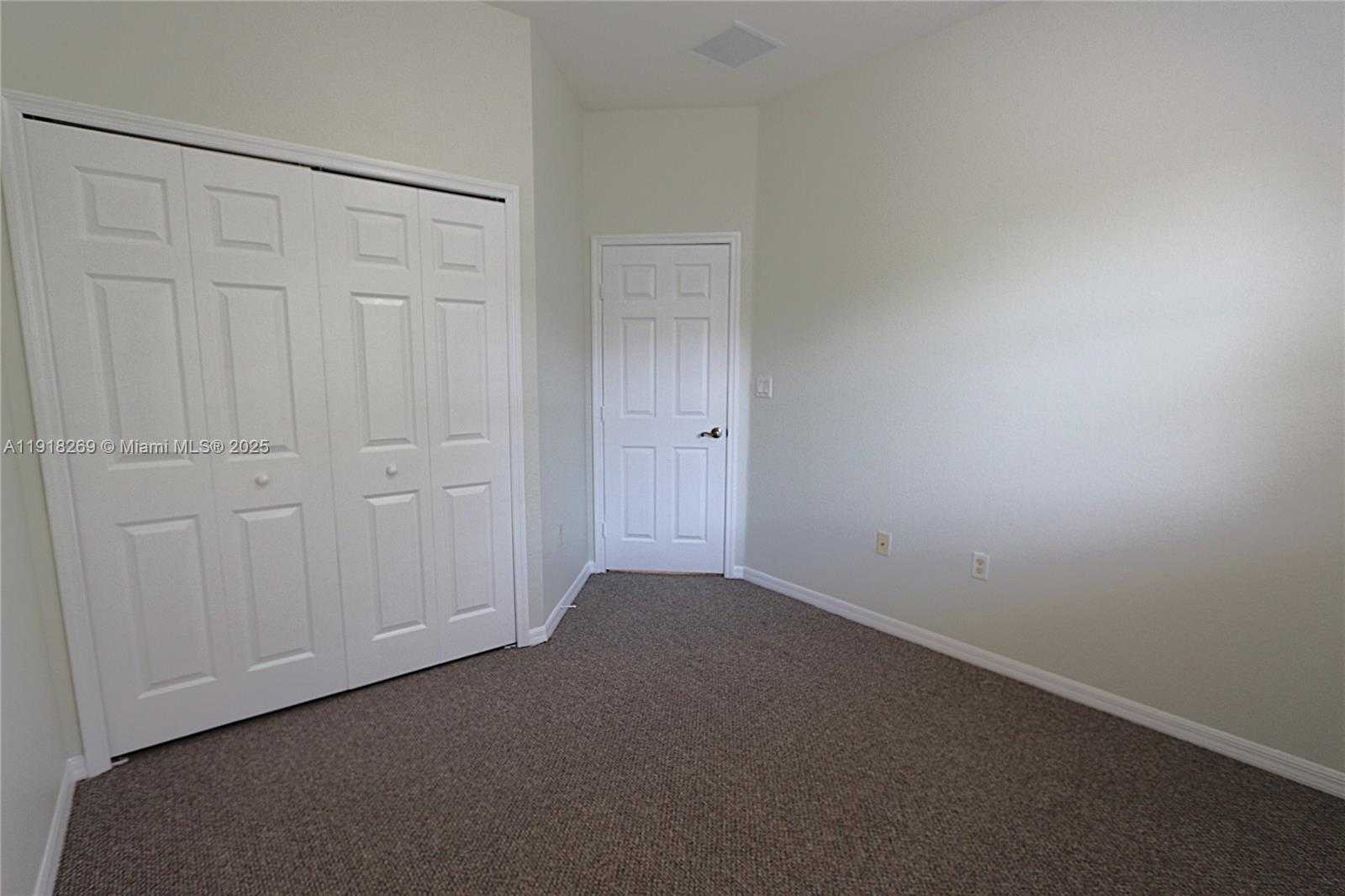 Small Image of 15276 SOUTH WEST 88TH TER, Miami Number 25