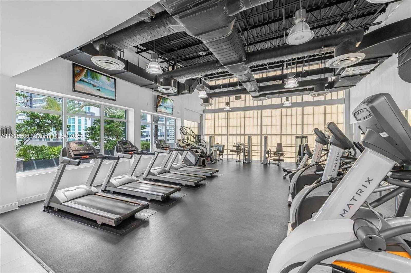 Small Image of 1250 SOUTH MIAMI AVE #2214, Miami Number 14