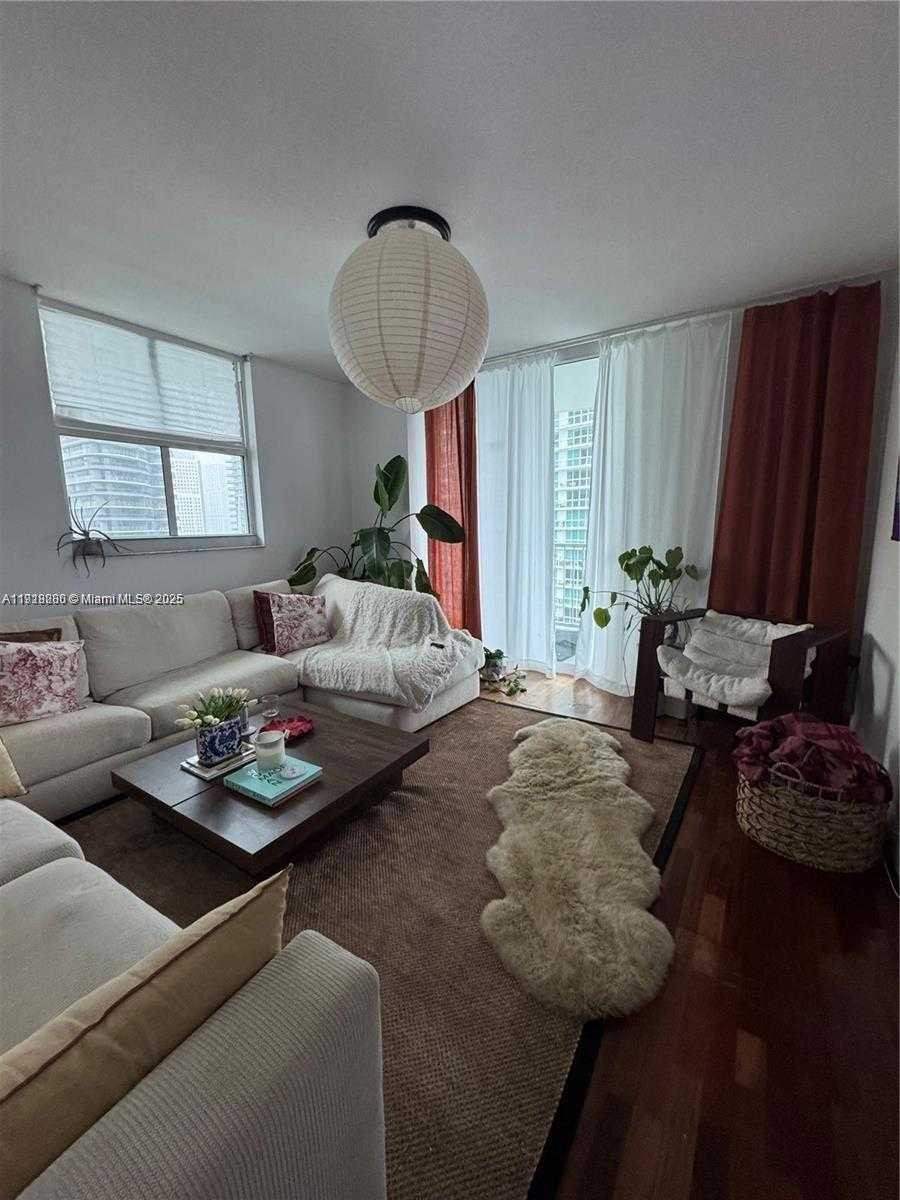 Small Image of 1250 SOUTH MIAMI AVE #2214, Miami Number 6