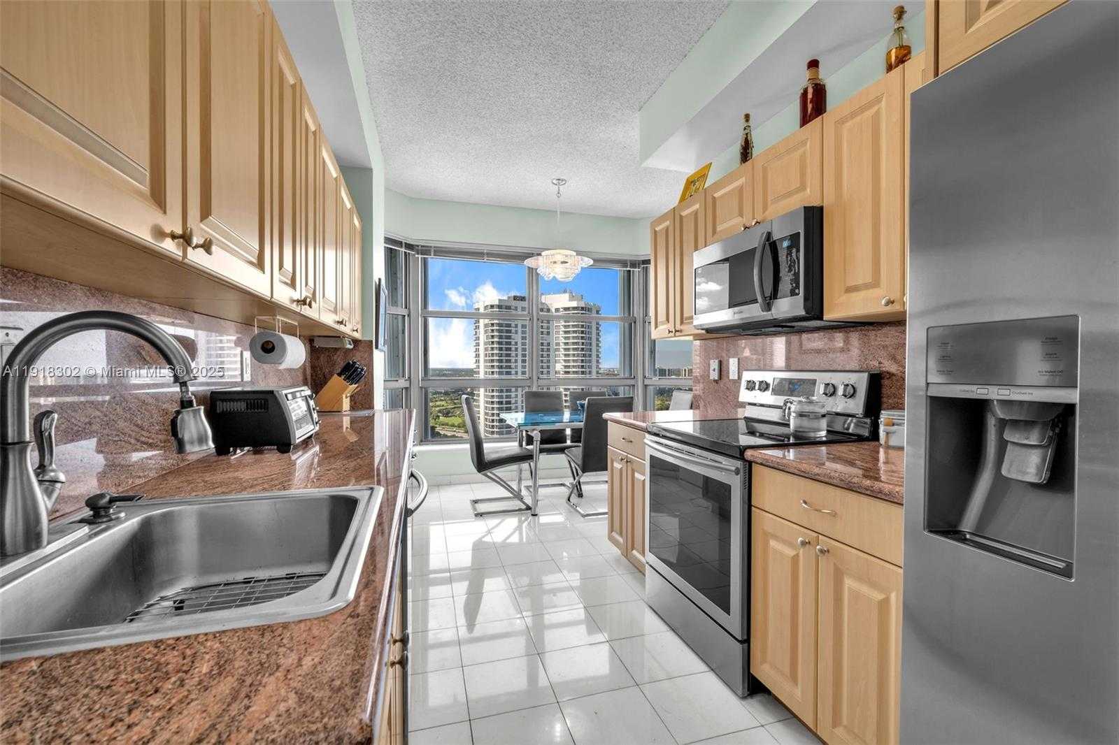 Imagen de Pequeño Objeto