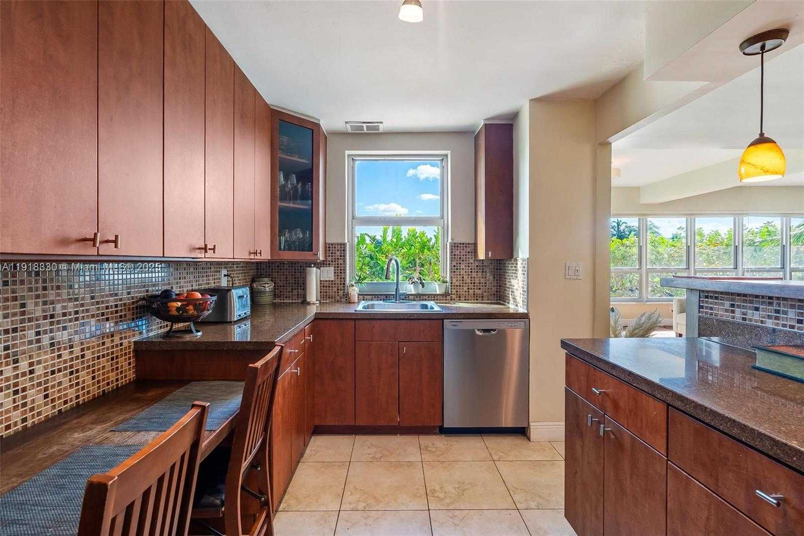 Small Image of 9102 WEST BAY HARBOR DR #2-DW, Bay Harbor Islands Number 10