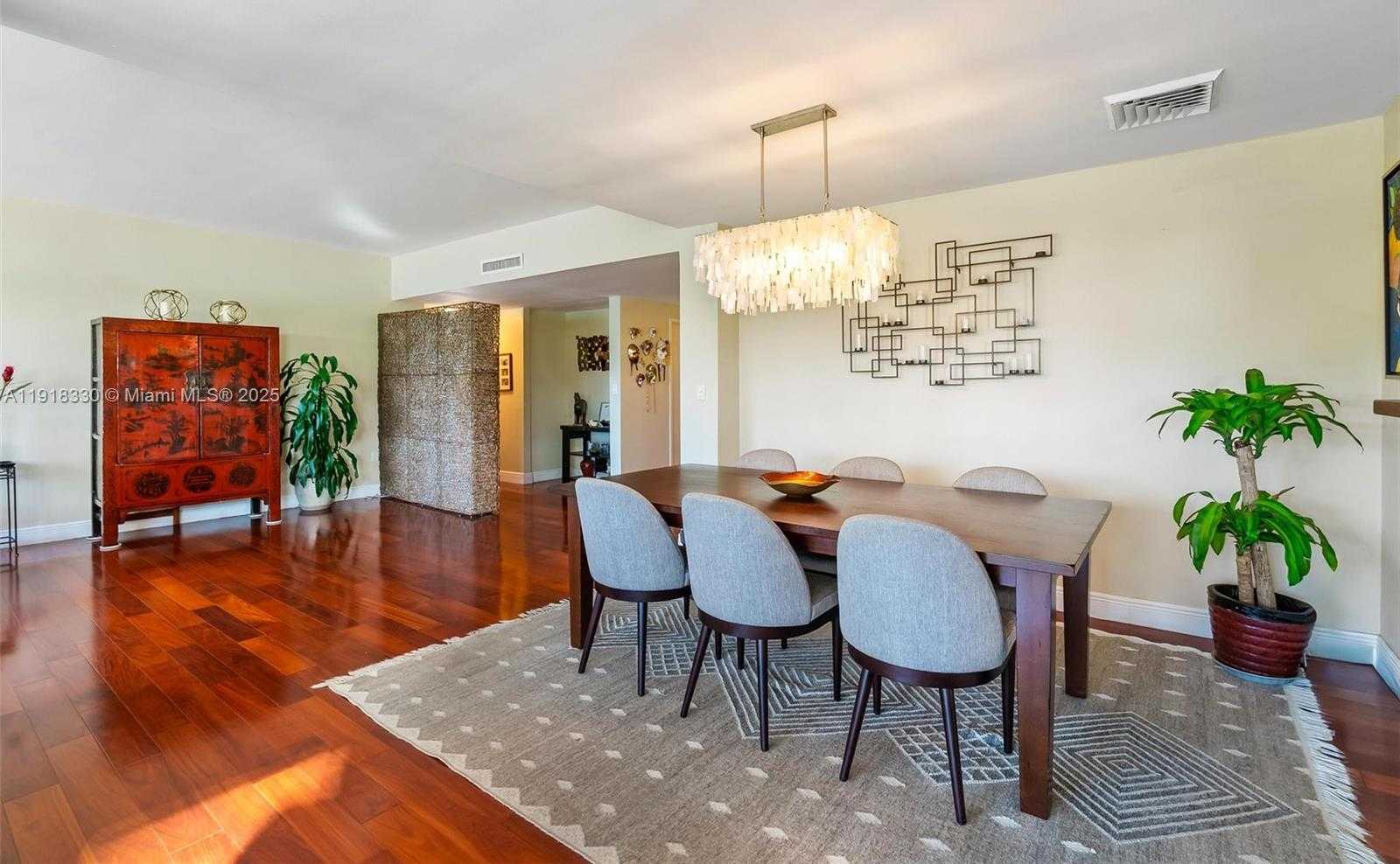 Small Image of 9102 WEST BAY HARBOR DR #2-DW, Bay Harbor Islands Number 14