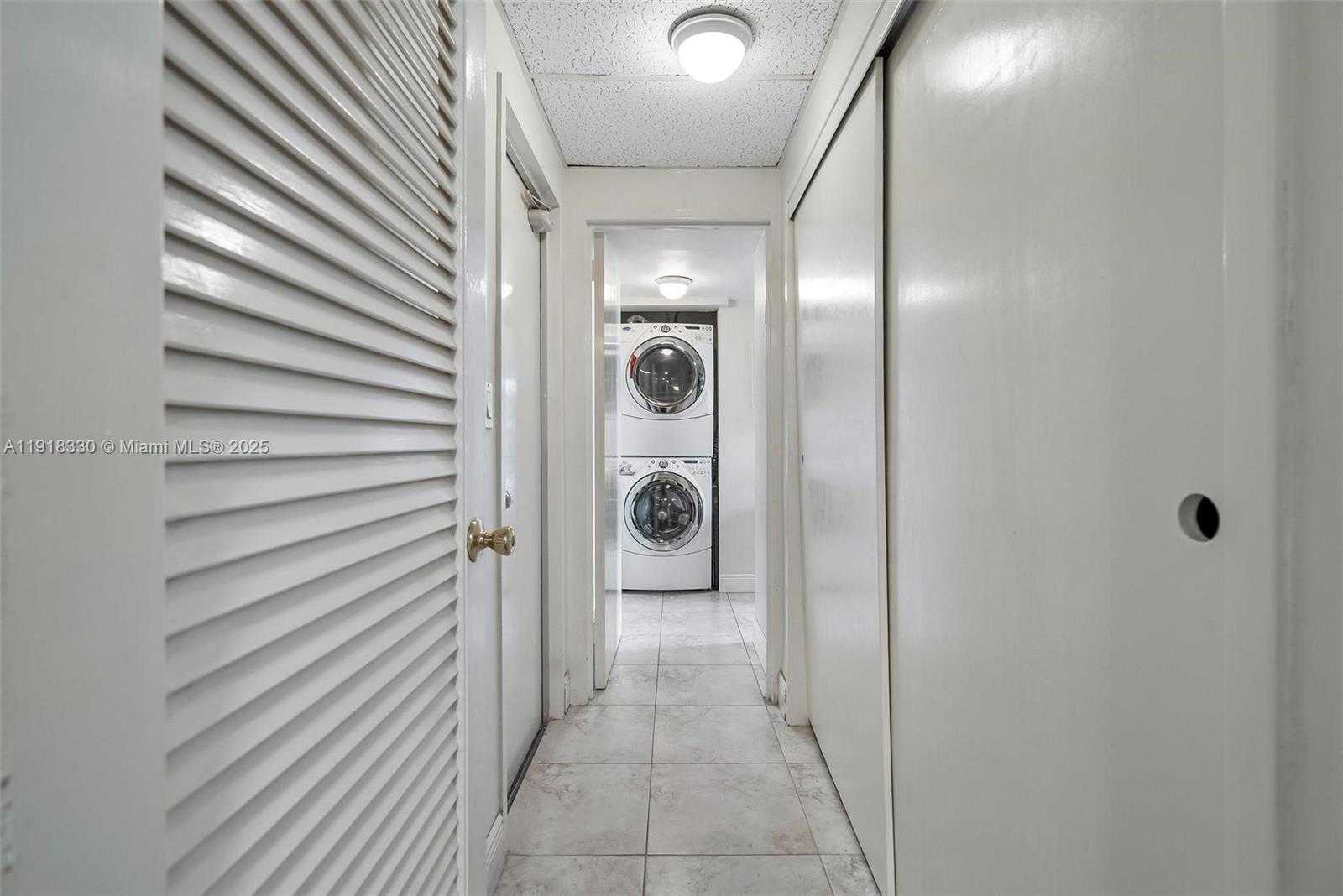 Small Image of 9102 WEST BAY HARBOR DR #2-DW, Bay Harbor Islands Number 24