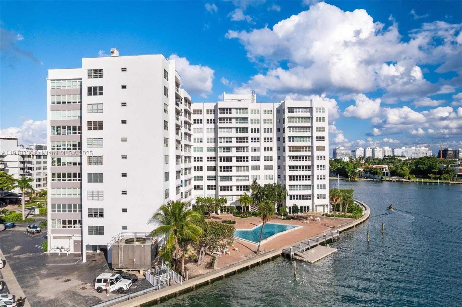 Small Image of 9102 WEST BAY HARBOR DR #2-DW, Bay Harbor Islands Number 45