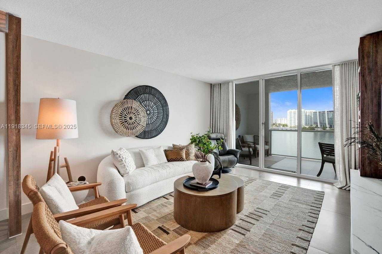 Small Image of 18100 NORTH BAY RD #909, Sunny Isles Beach Number 13