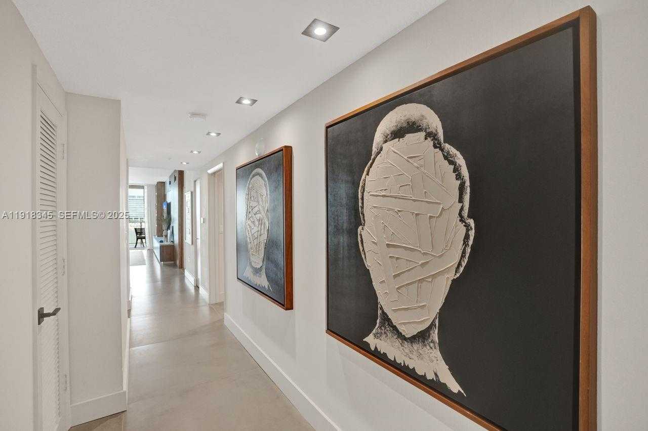 Small Image of 18100 NORTH BAY RD #909, Sunny Isles Beach Number 29