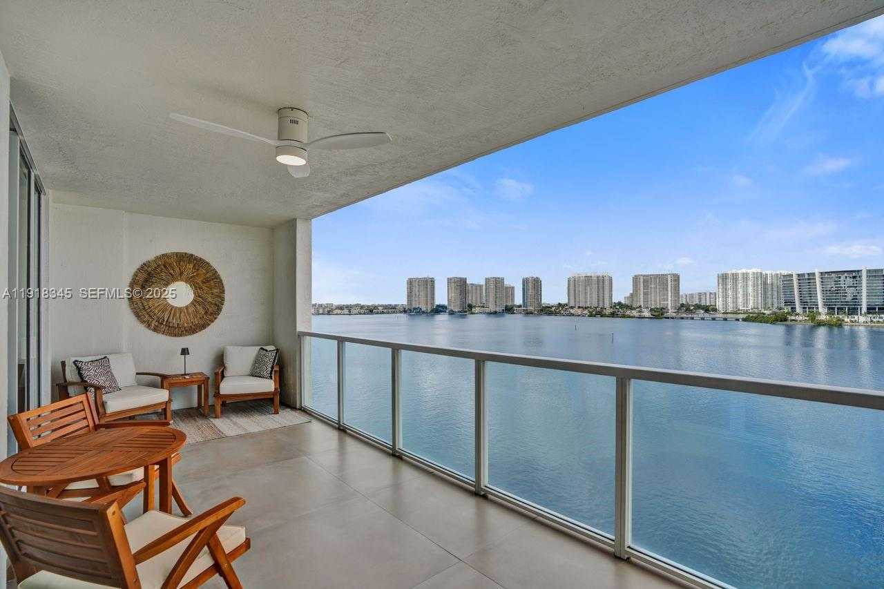 Small Image of 18100 NORTH BAY RD #909, Sunny Isles Beach Number 32