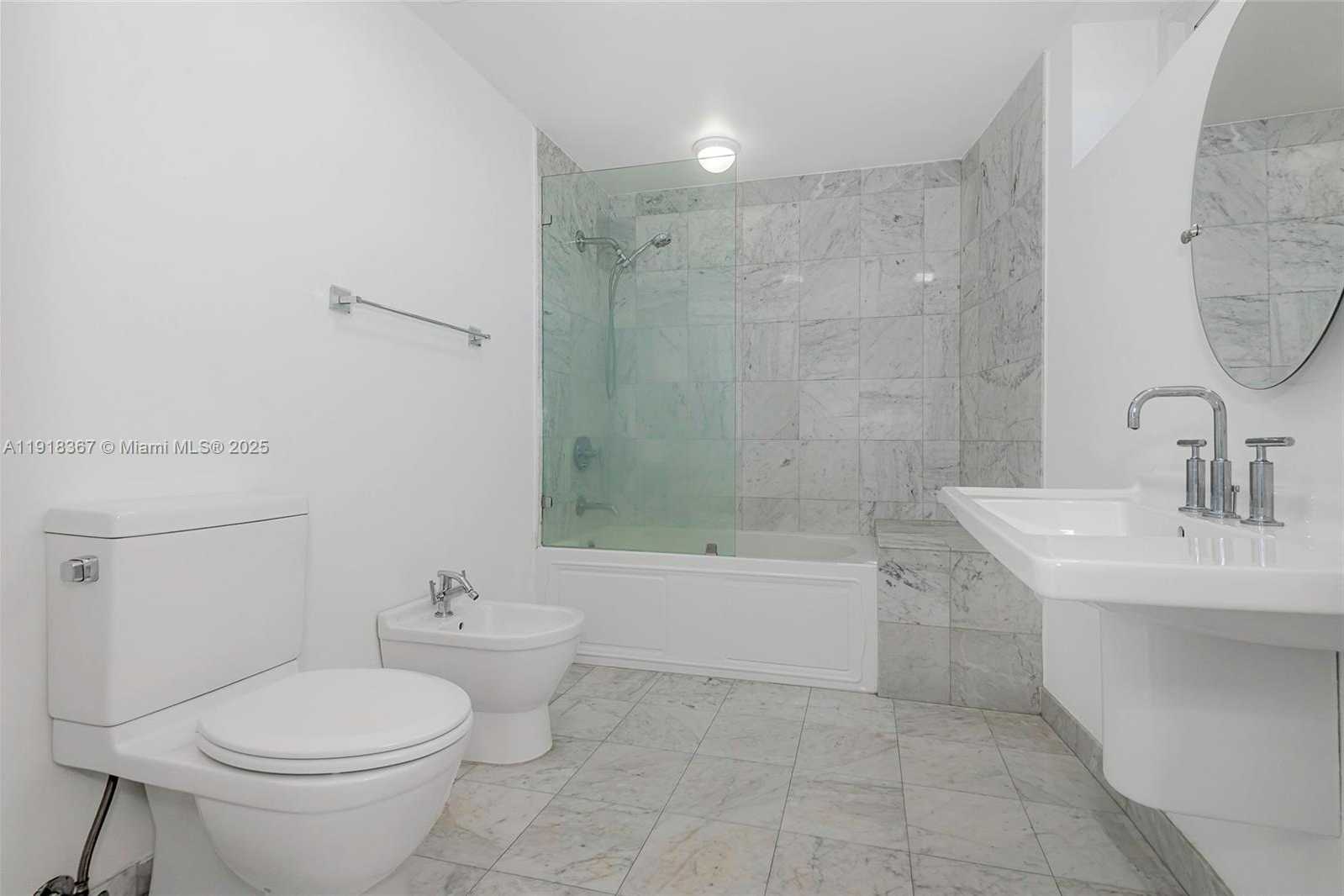 Small Image of 6580 INDIAN CREEK DR #310, Miami Beach Number 32