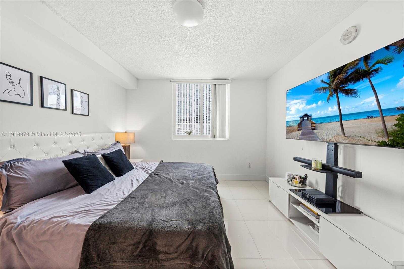 Small Image of 275 NORTH EAST 18TH ST #708, Miami Number 20