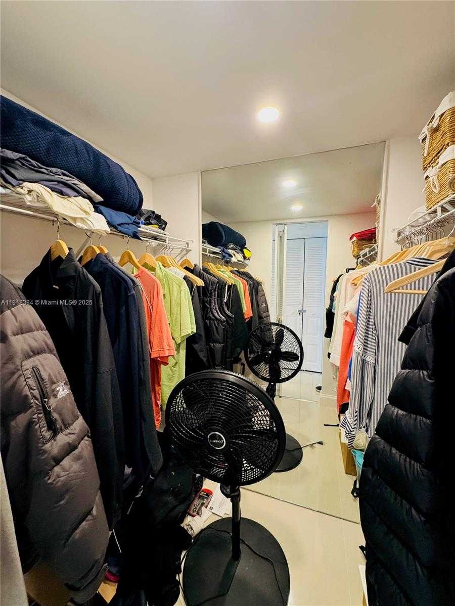 Imagen de Pequeño Objeto