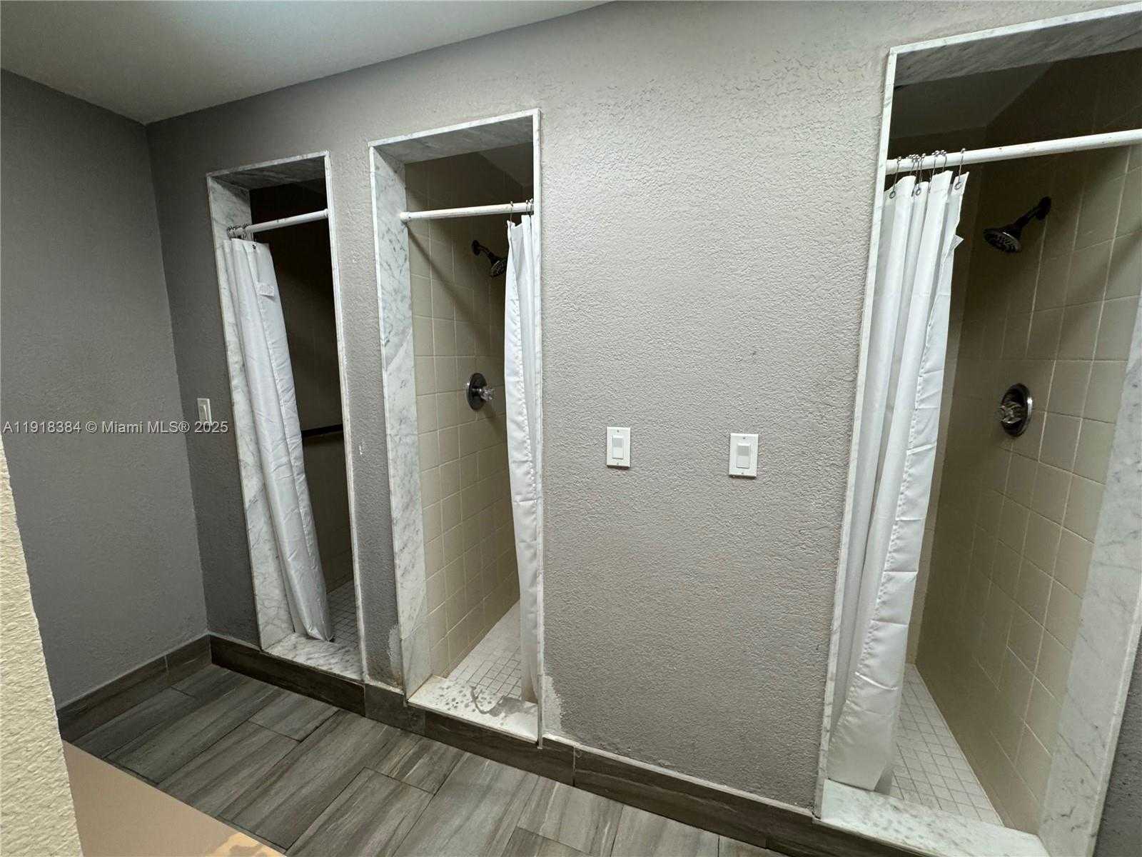 Imagen de Pequeño Objeto