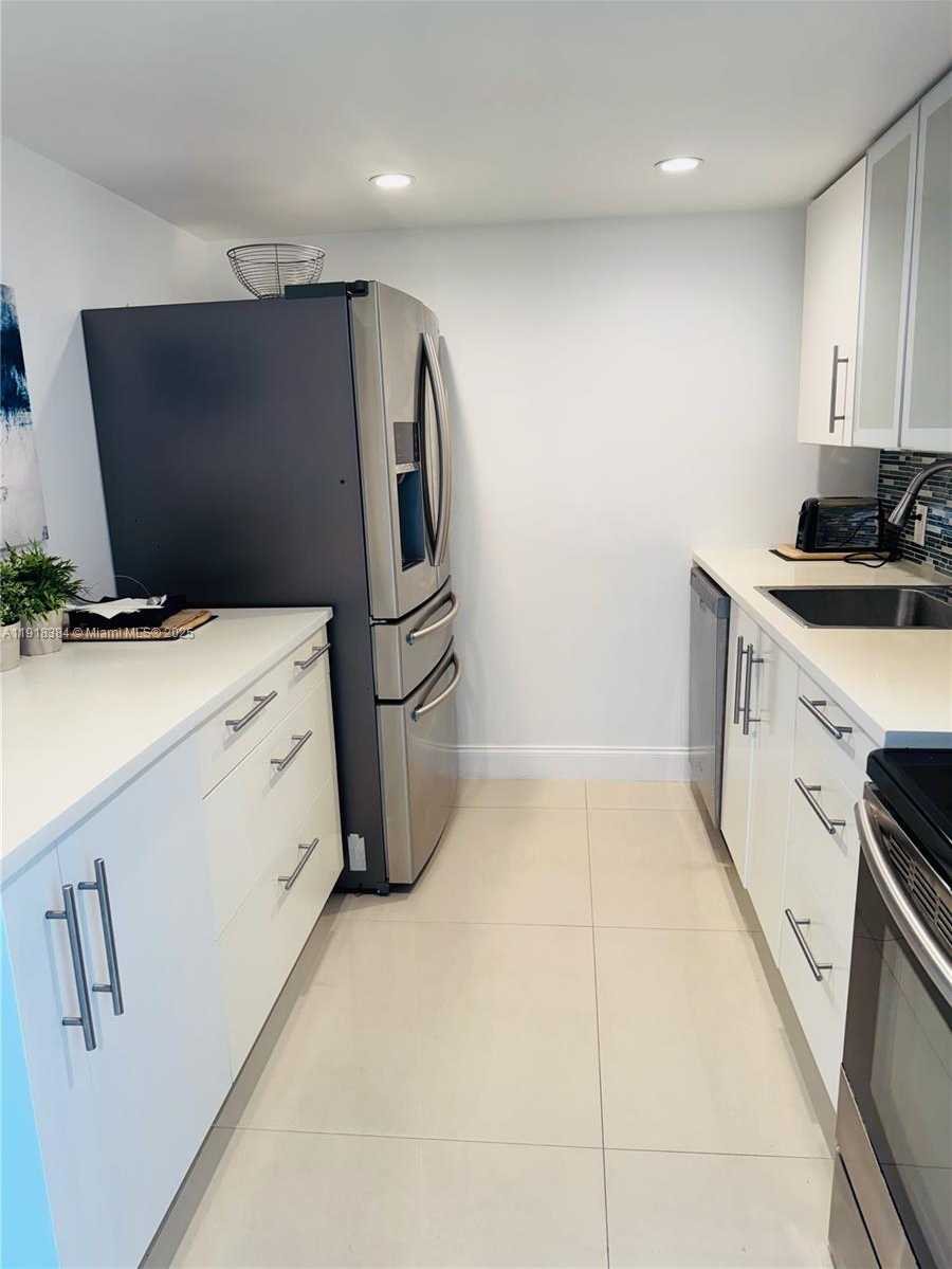 Imagen de Pequeño Objeto