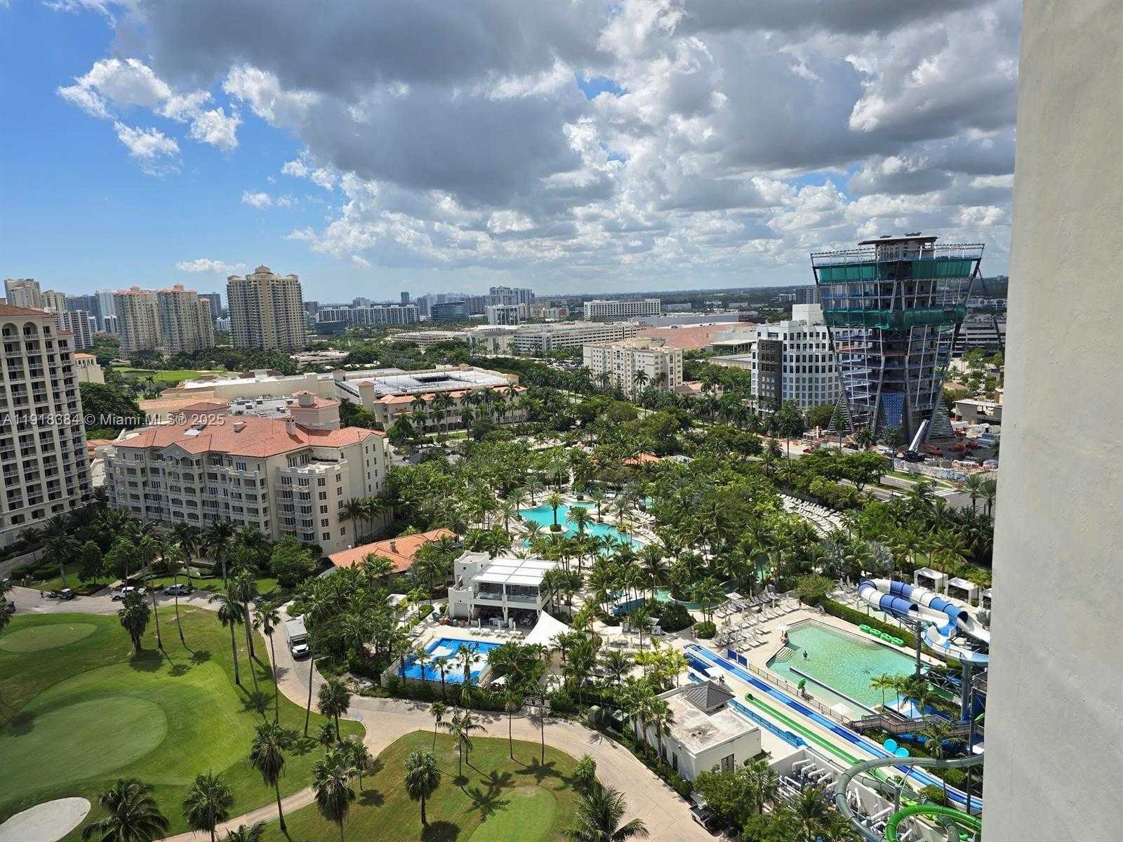 Imagen de Pequeño Objeto