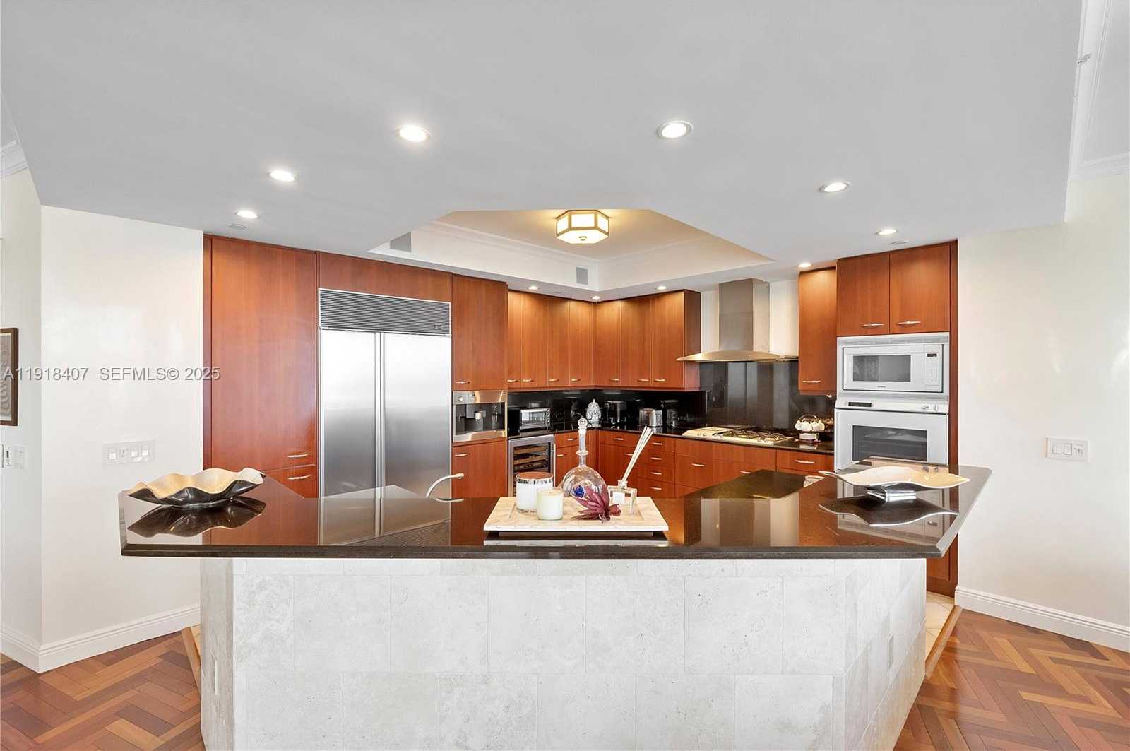 Small Image of 6000 ISLAND BLVD #2406, Aventura Number 21