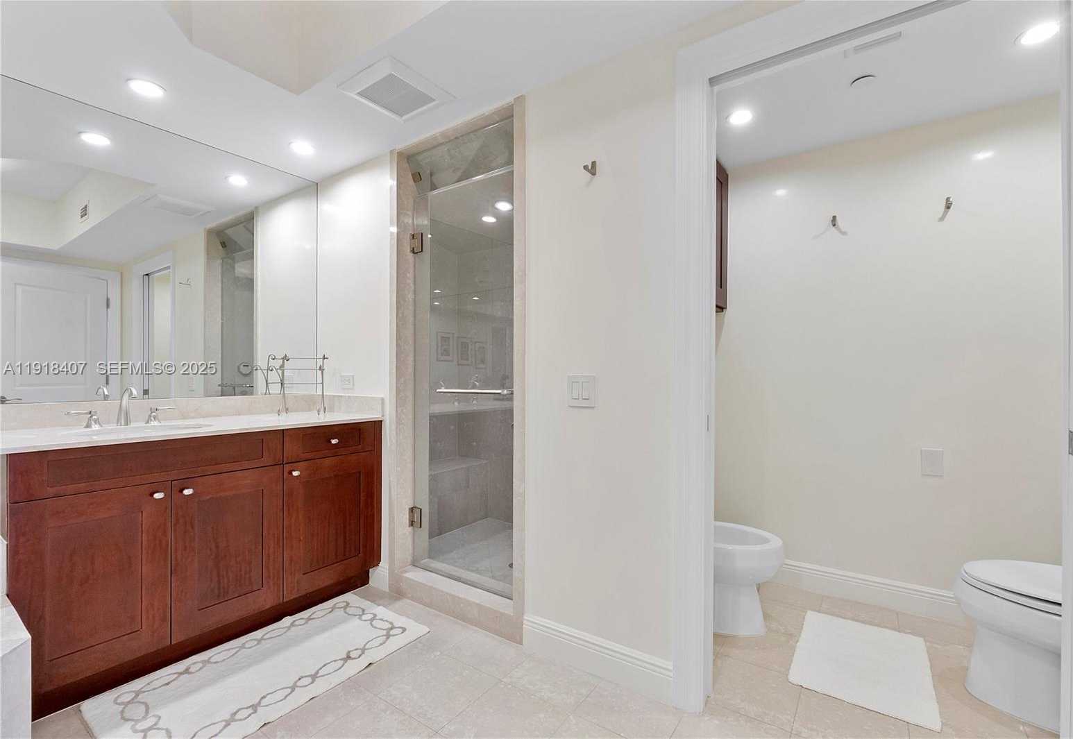 Small Image of 6000 ISLAND BLVD #2406, Aventura Number 36