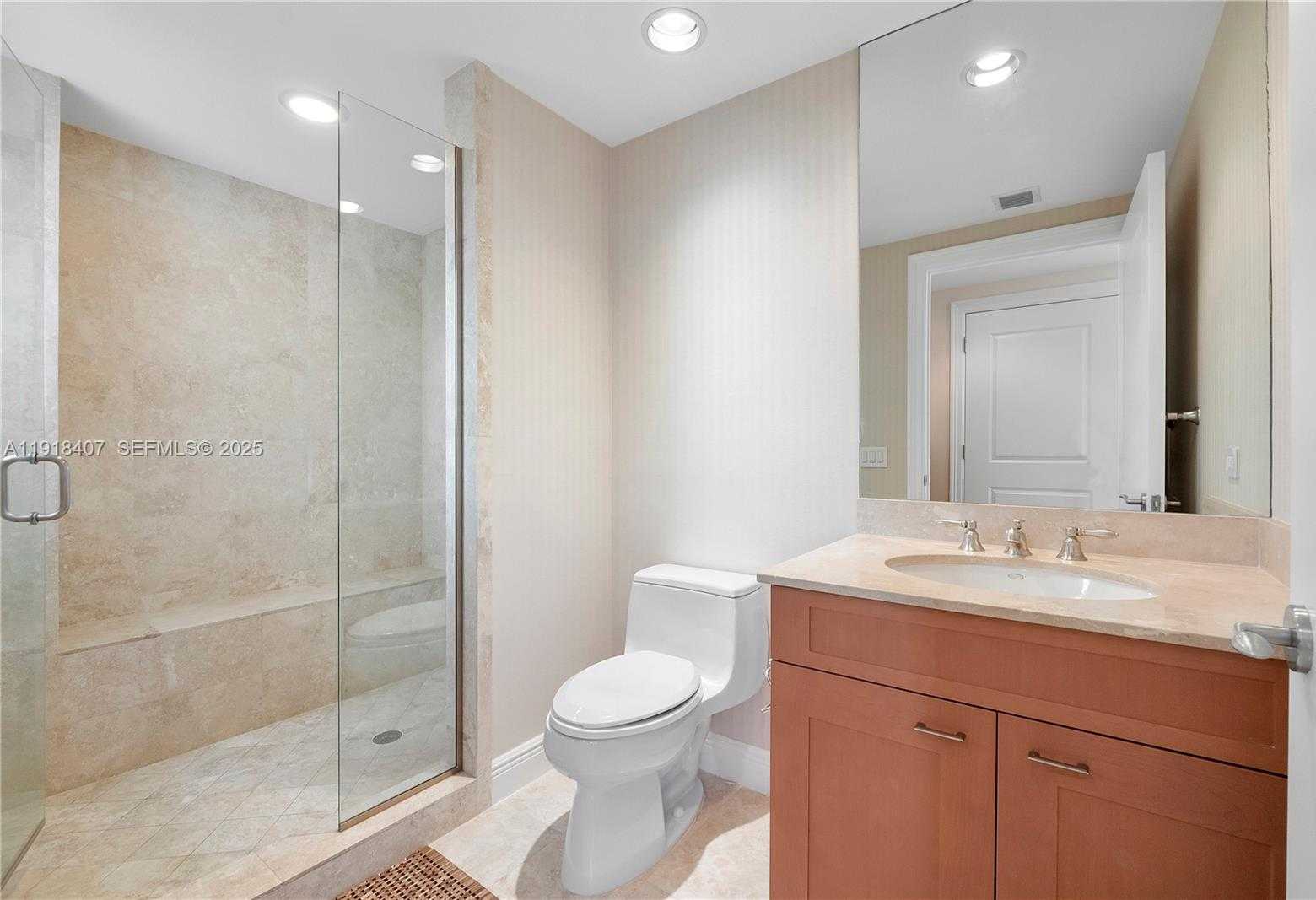 Small Image of 6000 ISLAND BLVD #2406, Aventura Number 40