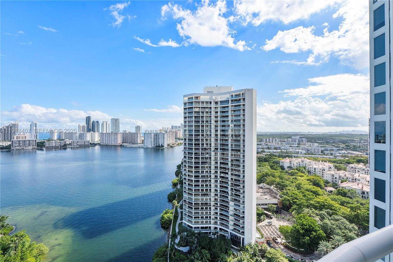 Small Image of 6000 ISLAND BLVD #2406, Aventura Number 6