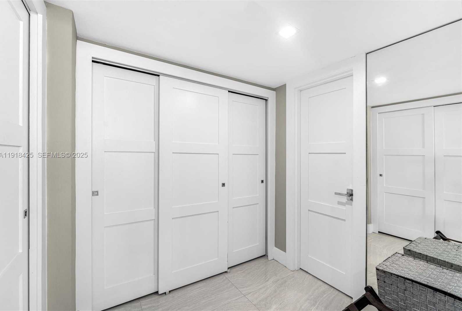 Small Image of 5225 COLLINS AVE #603, Miami Beach Number 18