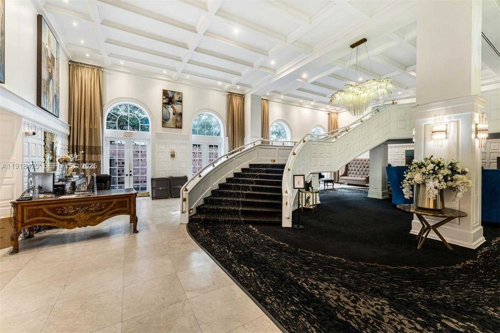 Small Image of 5225 COLLINS AVE #603, Miami Beach Number 23