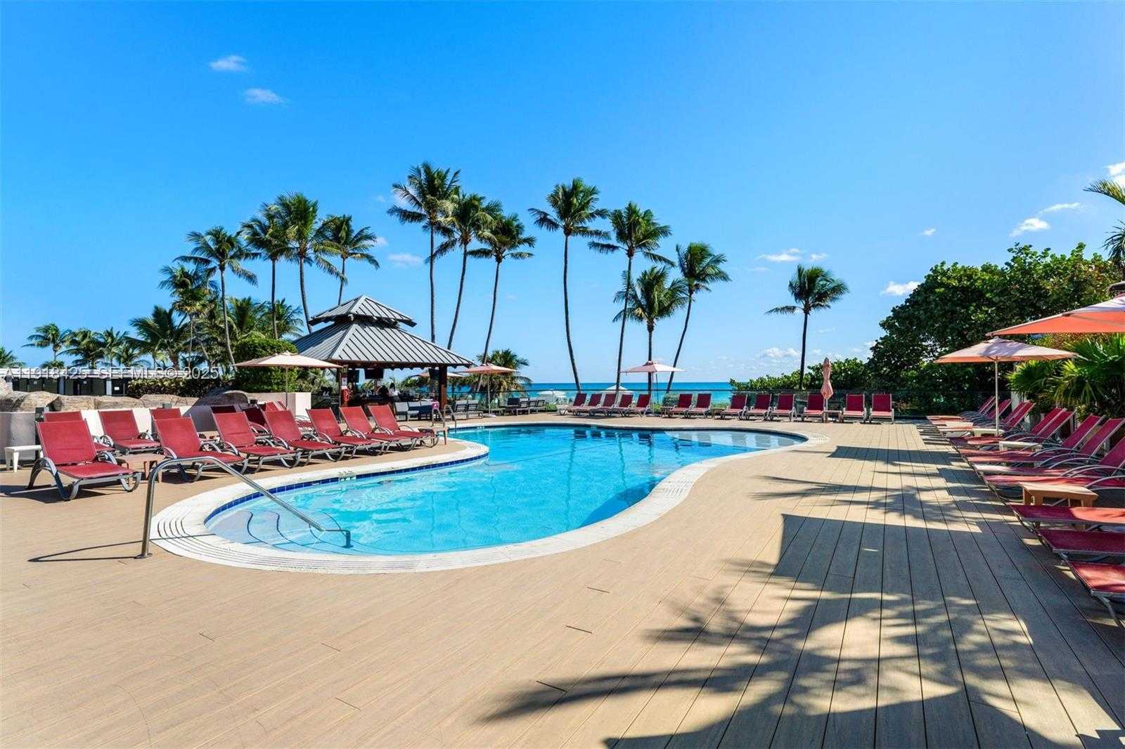 Small Image of 5225 COLLINS AVE #603, Miami Beach Number 30