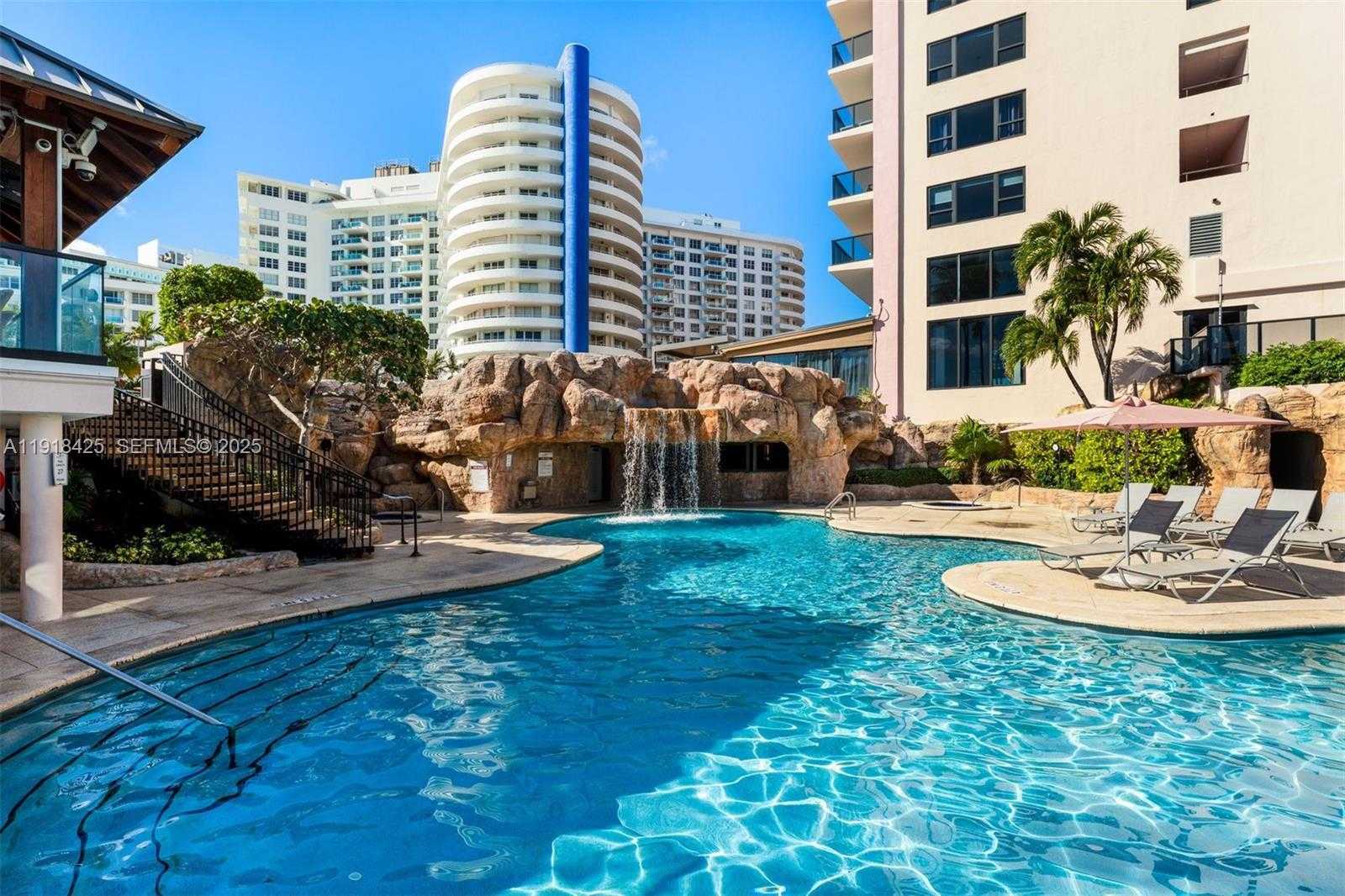 Small Image of 5225 COLLINS AVE #603, Miami Beach Number 32