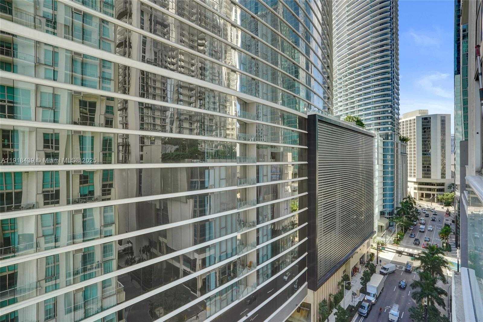 Small Image of 300 SOUTH BISCAYNE BLVD #L-1206, Miami Number 23