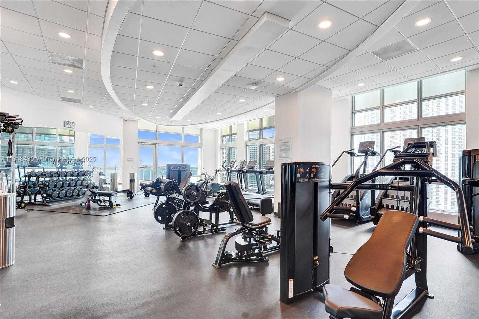 Small Image of 300 SOUTH BISCAYNE BLVD #L-1206, Miami Number 32