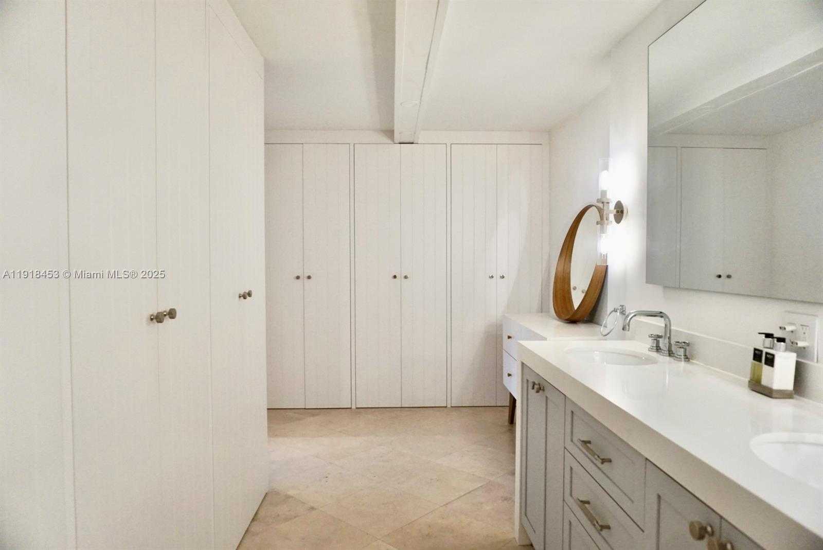 Small Image of 605 OCEAN DR #2L, Key Biscayne Number 16