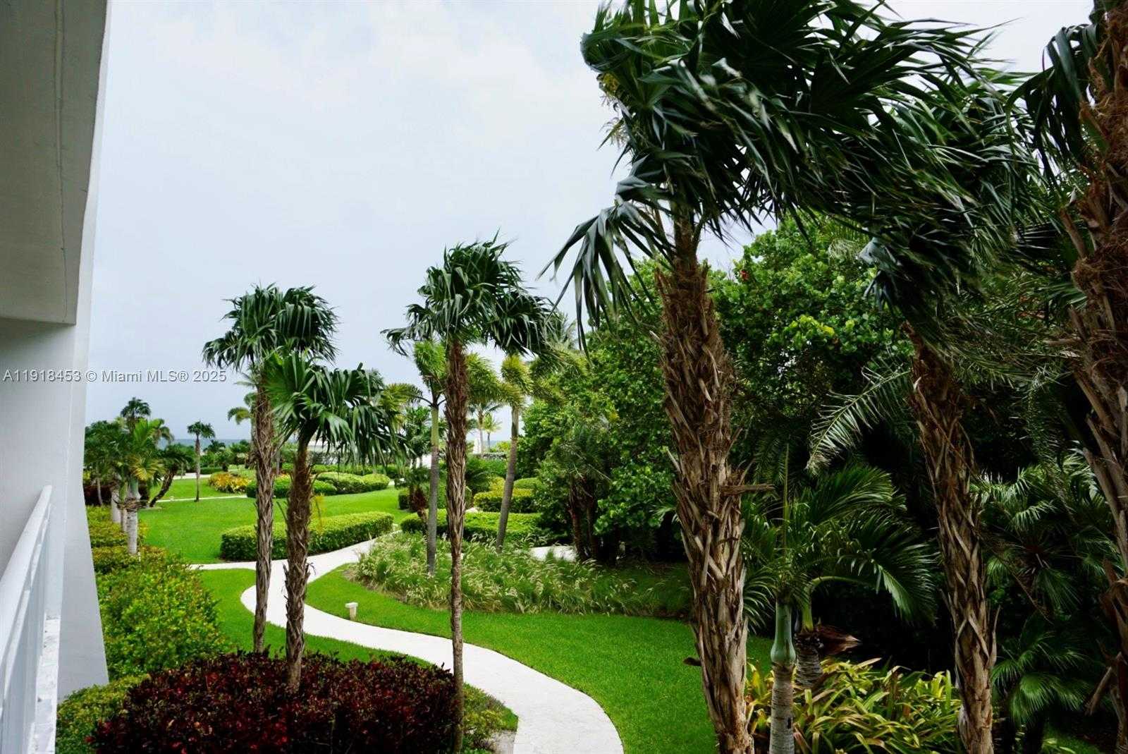 Small Image of 605 OCEAN DR #2L, Key Biscayne Number 28